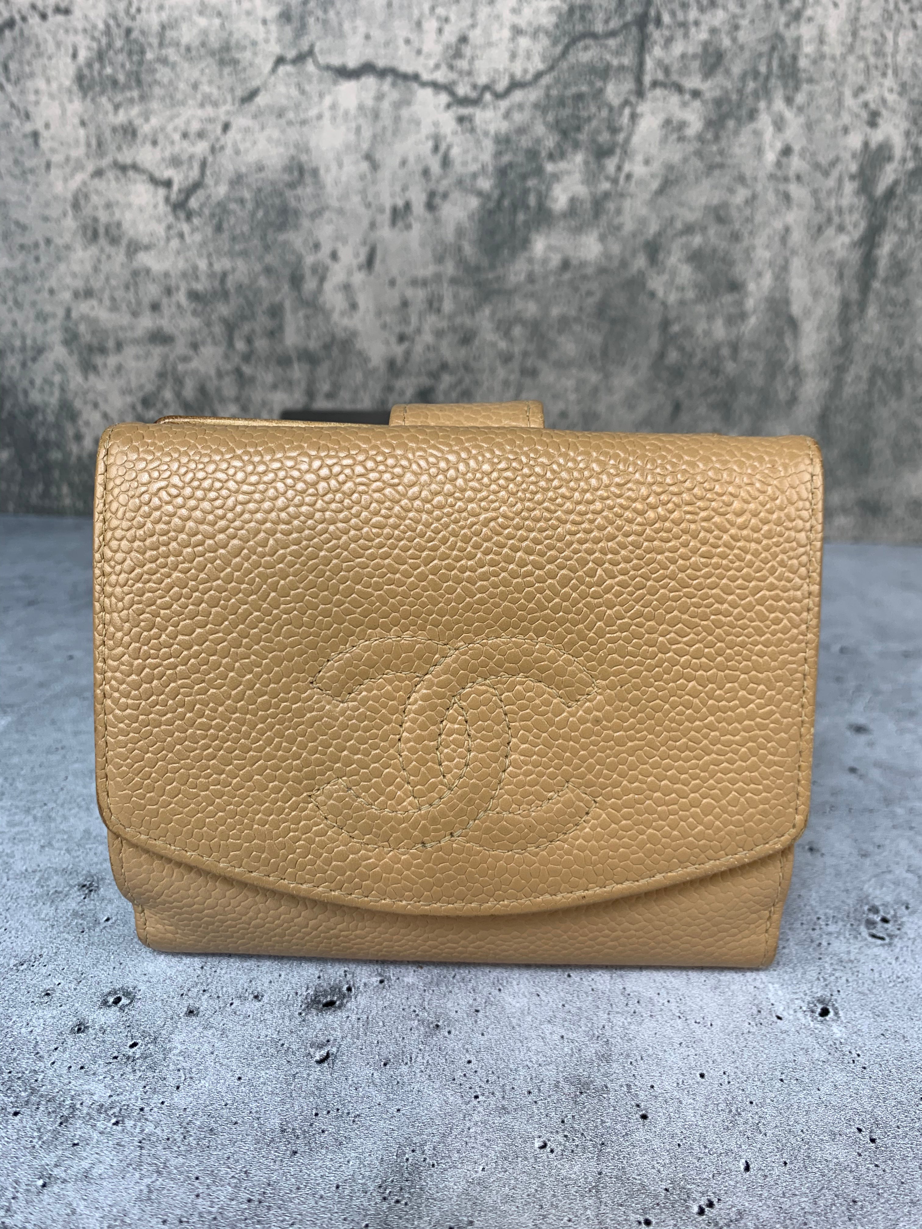 CHANEL Caviar Quilted Like A Wallet Flap Black