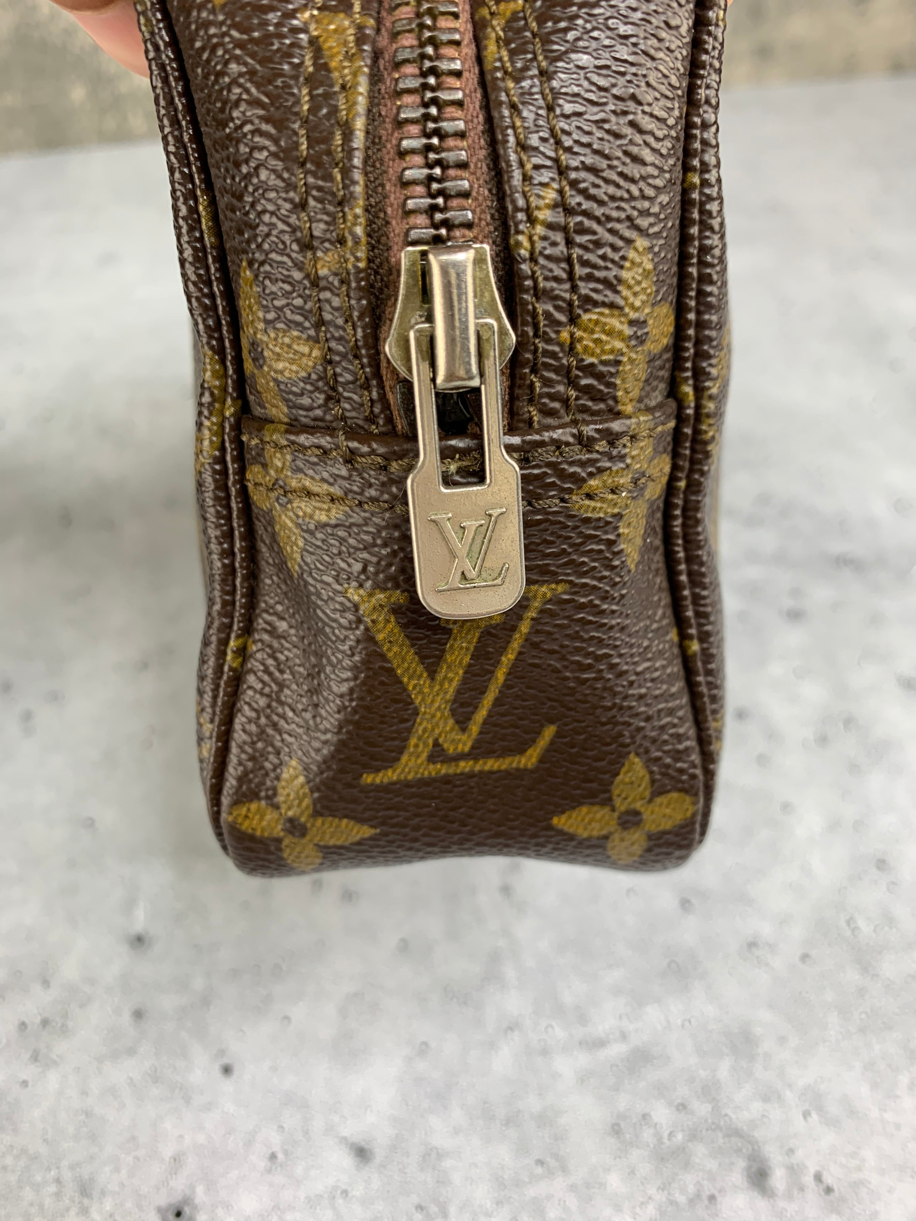 Louis Vuitton Trousse 18