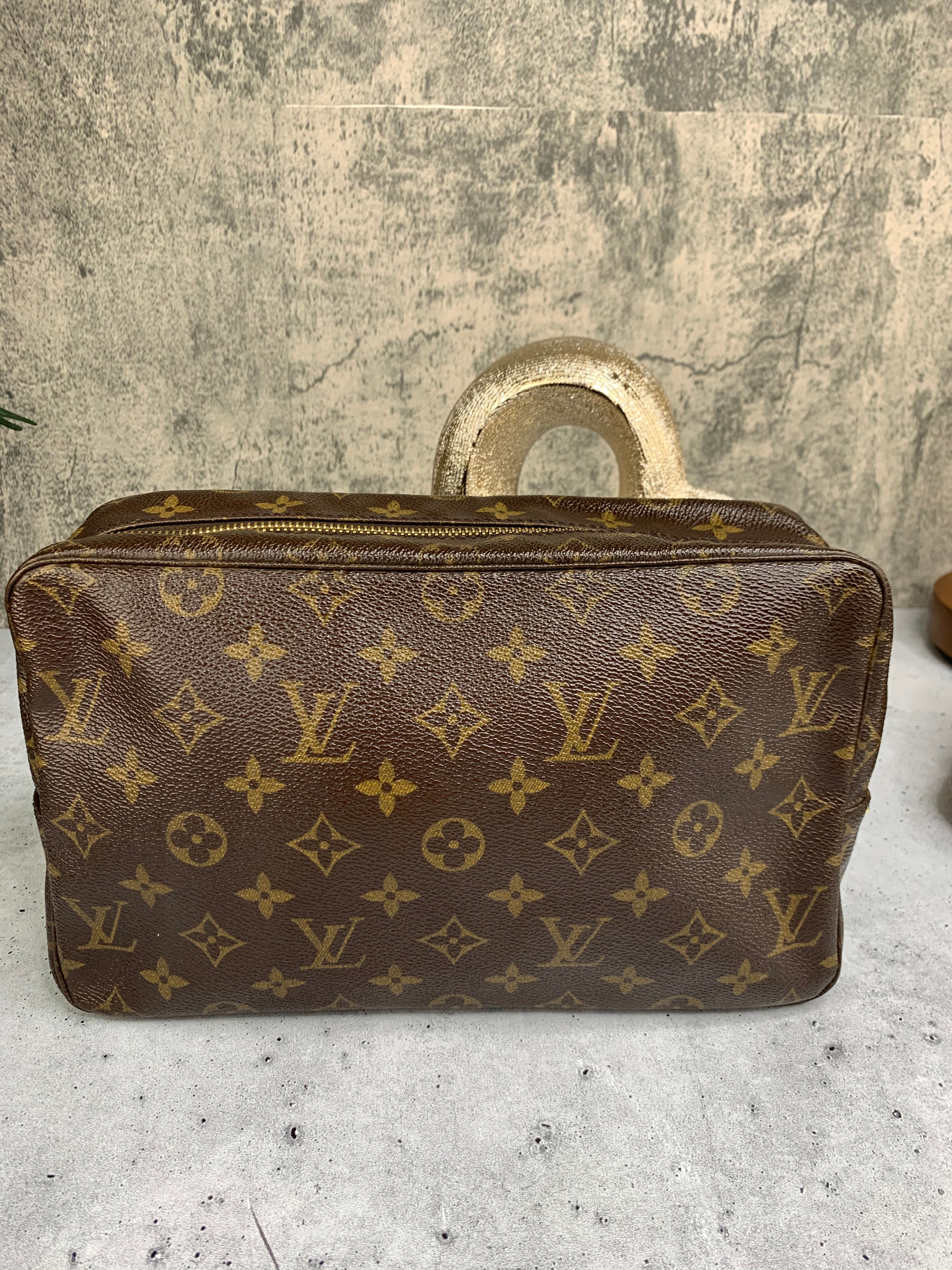 Louis Vuitton Trousse 28