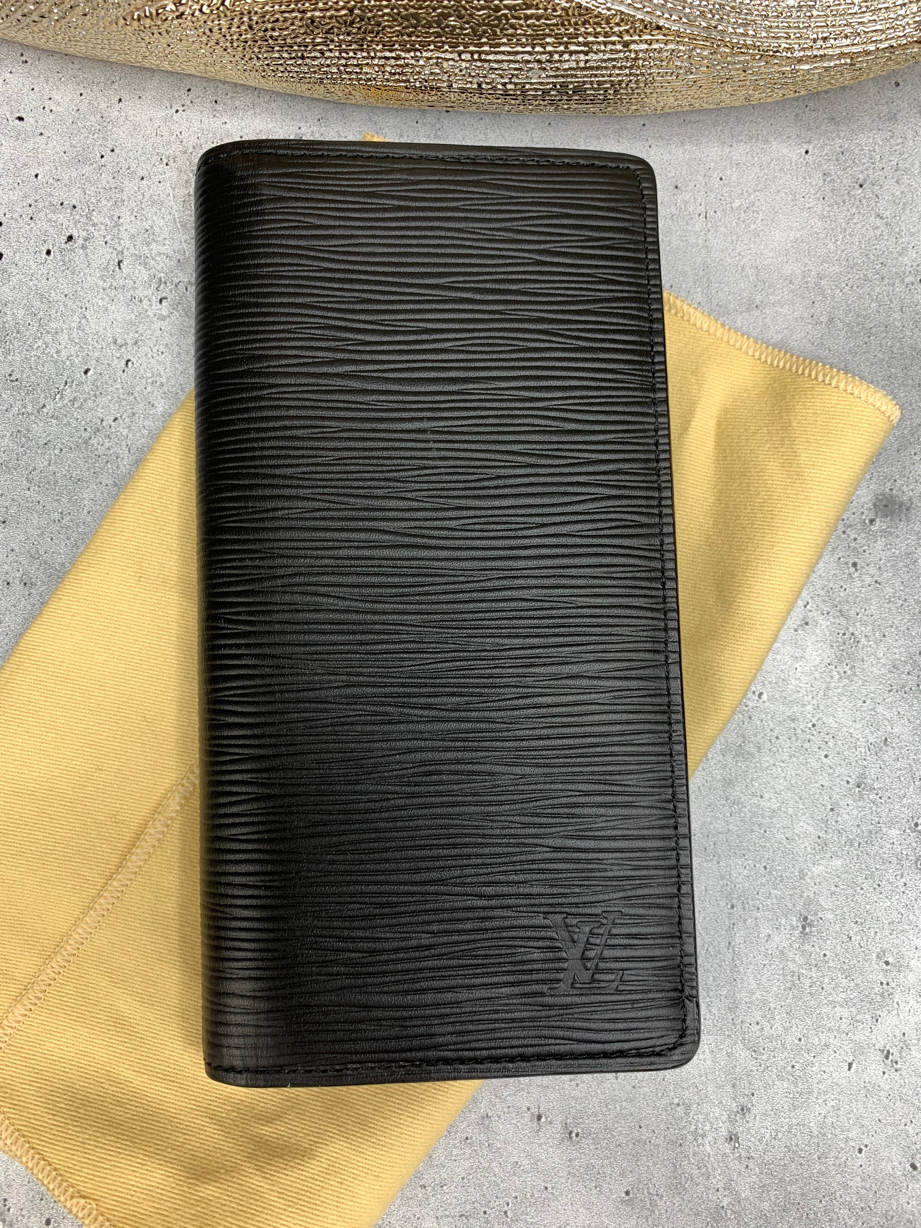 Louis Vuitton Brazza Wallet