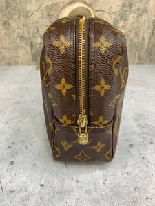 Louis Vuitton Trousse 28