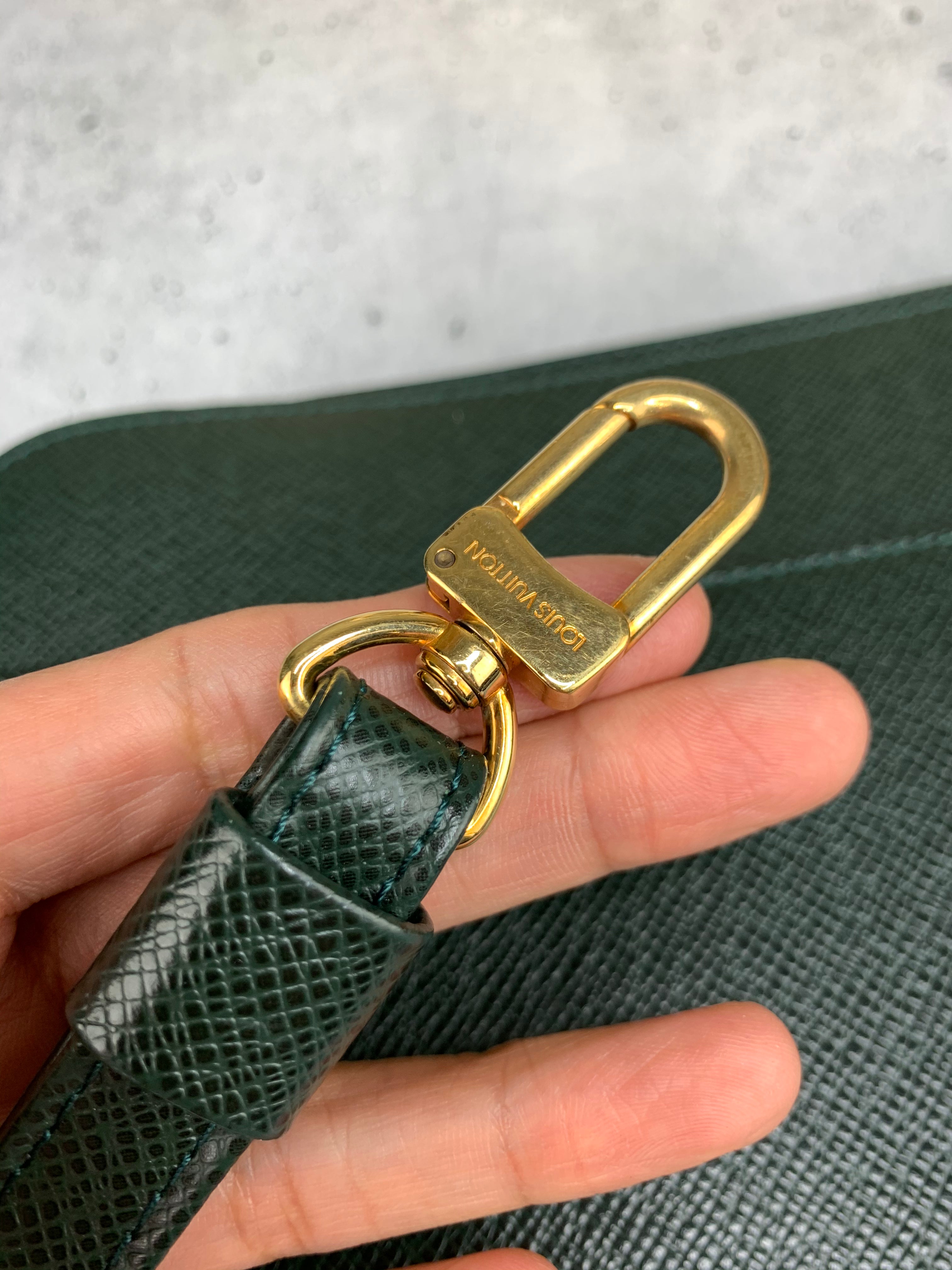 Louis Vuitton Green Taiga Pochette Orsay Wristlet 2LK1219