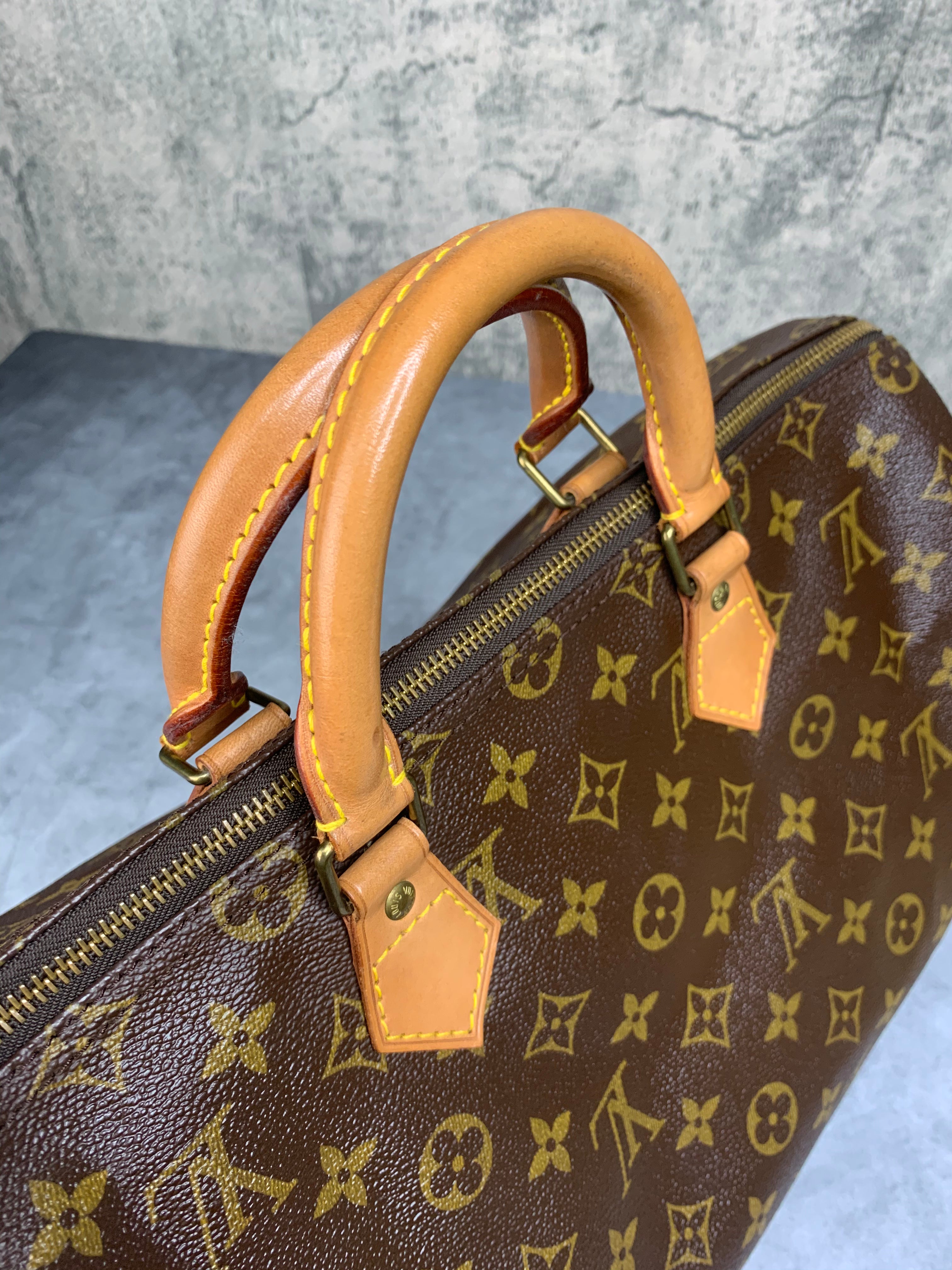 Louis Vuitton Speedy 35