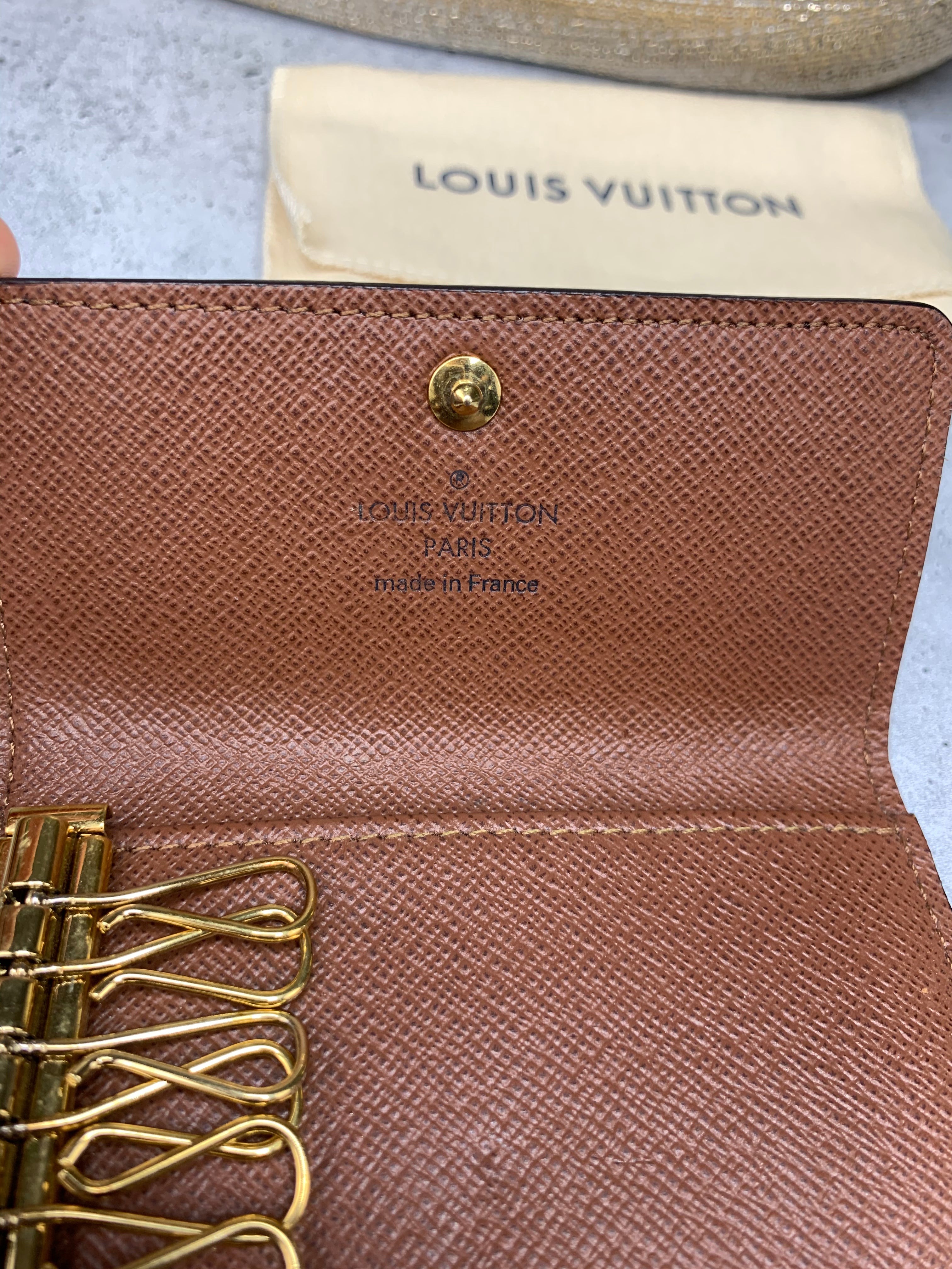 Louis Vuitton 6 Key Holder