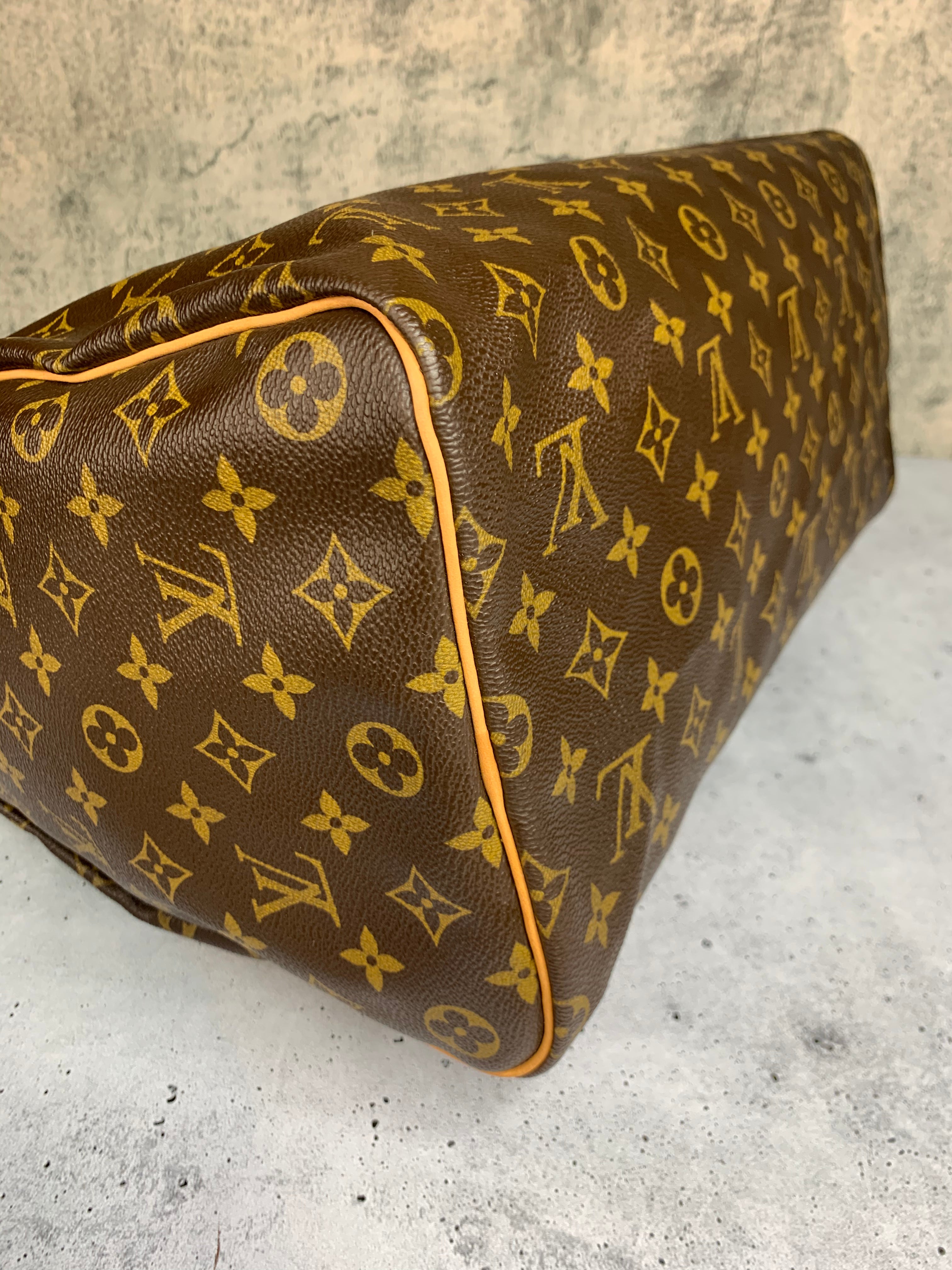 Louis Vuitton Speedy 40