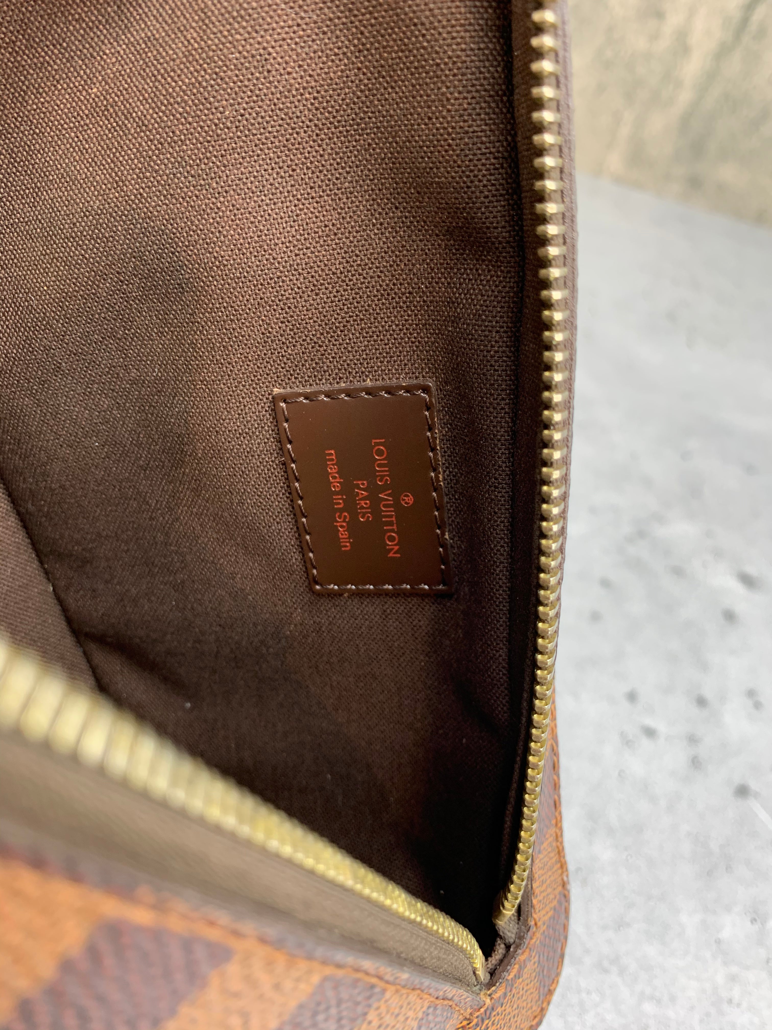 Louis Vuitton Geronimo Crossbody