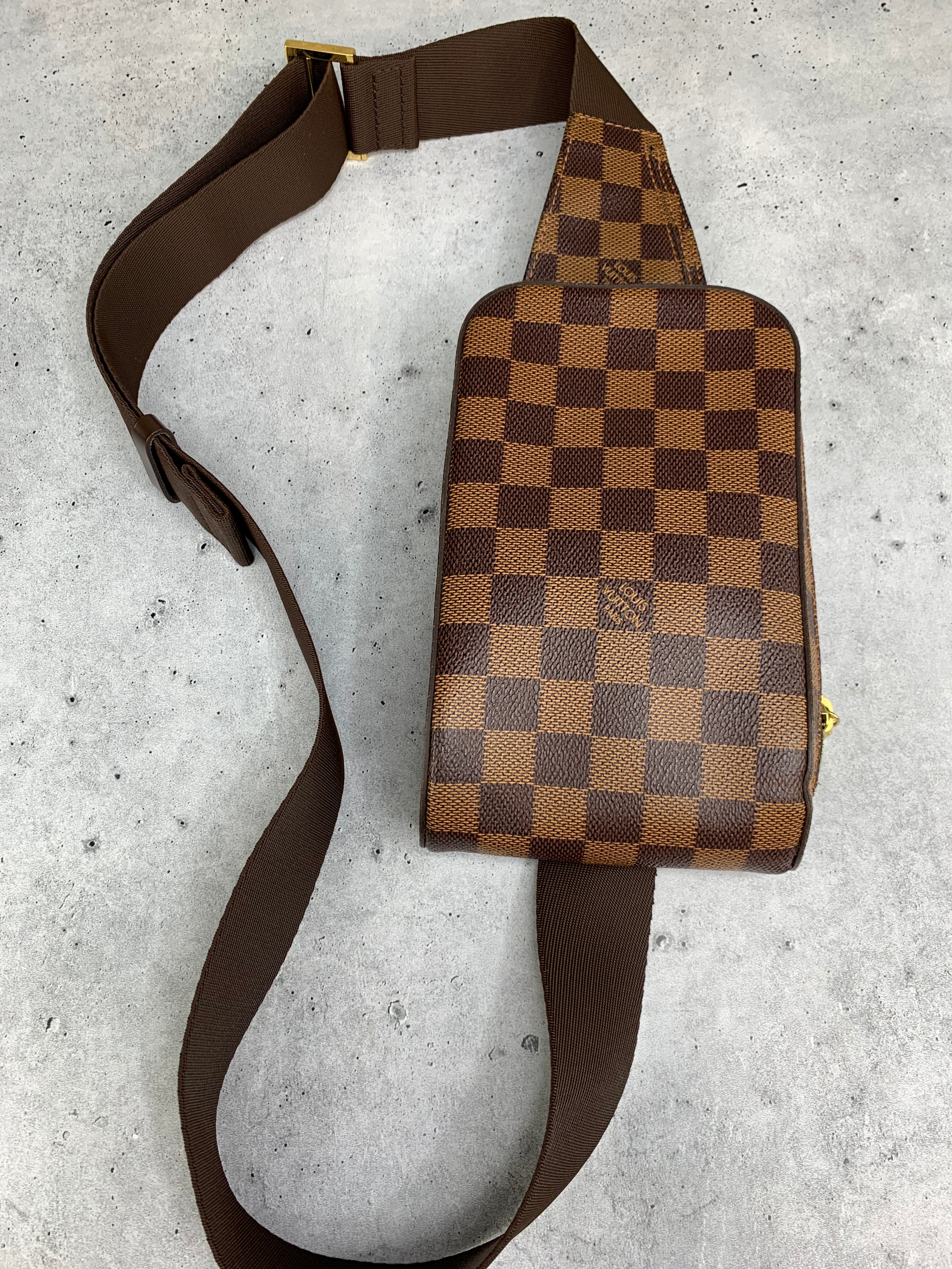 LV Louis Vuitton Damier Geronimo Cross bag