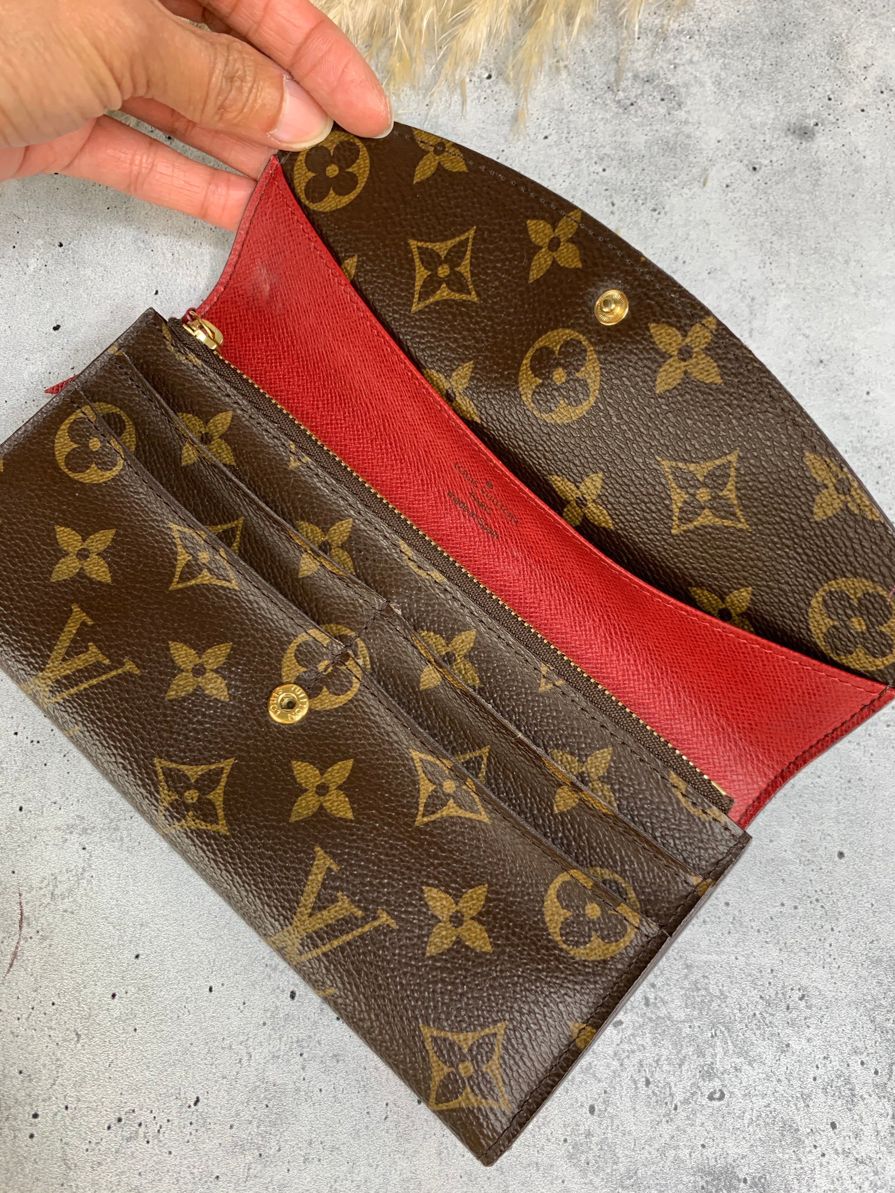 Louis Vuitton Emily Wallet