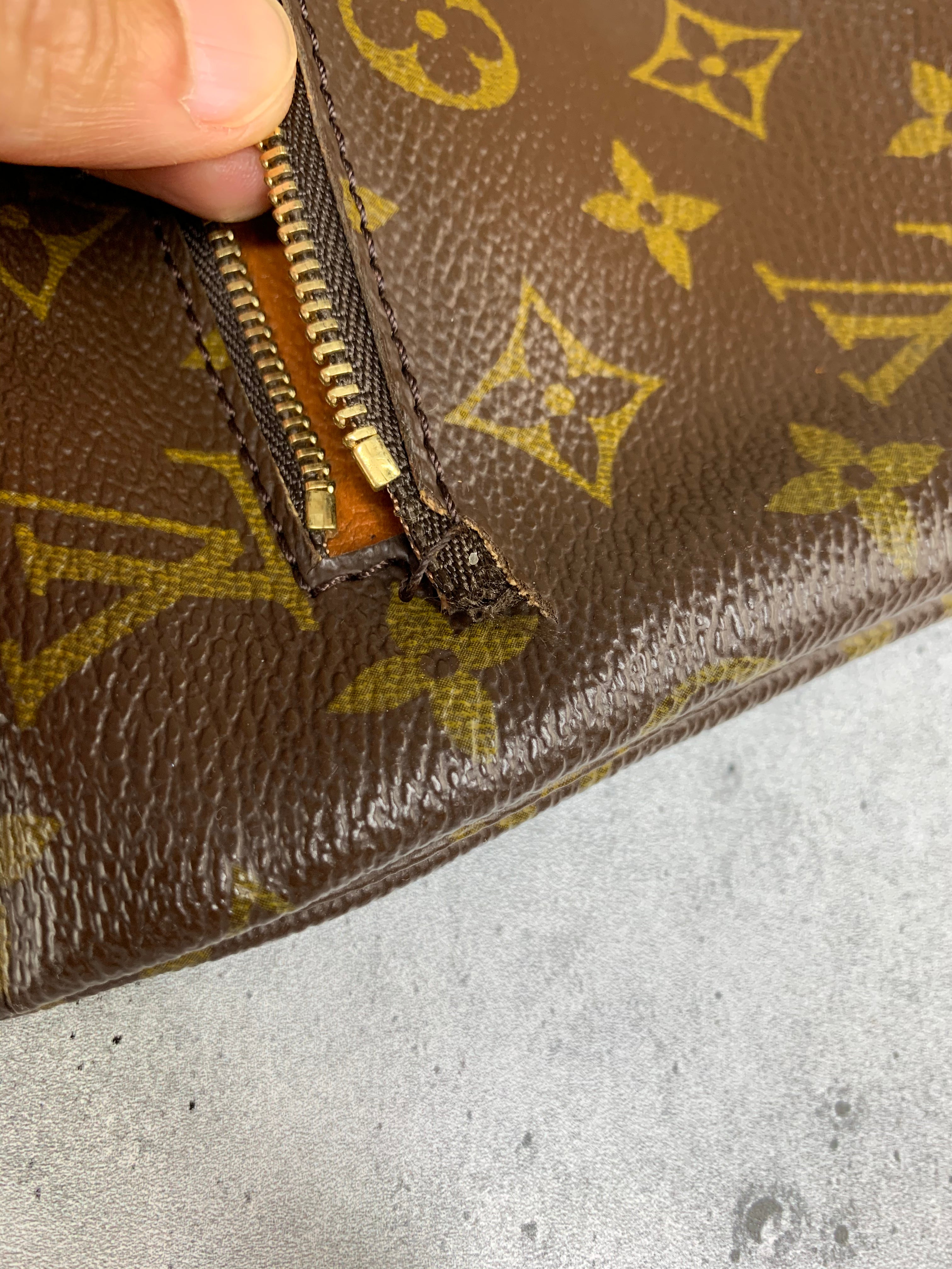 Louis Vuitton Clutch