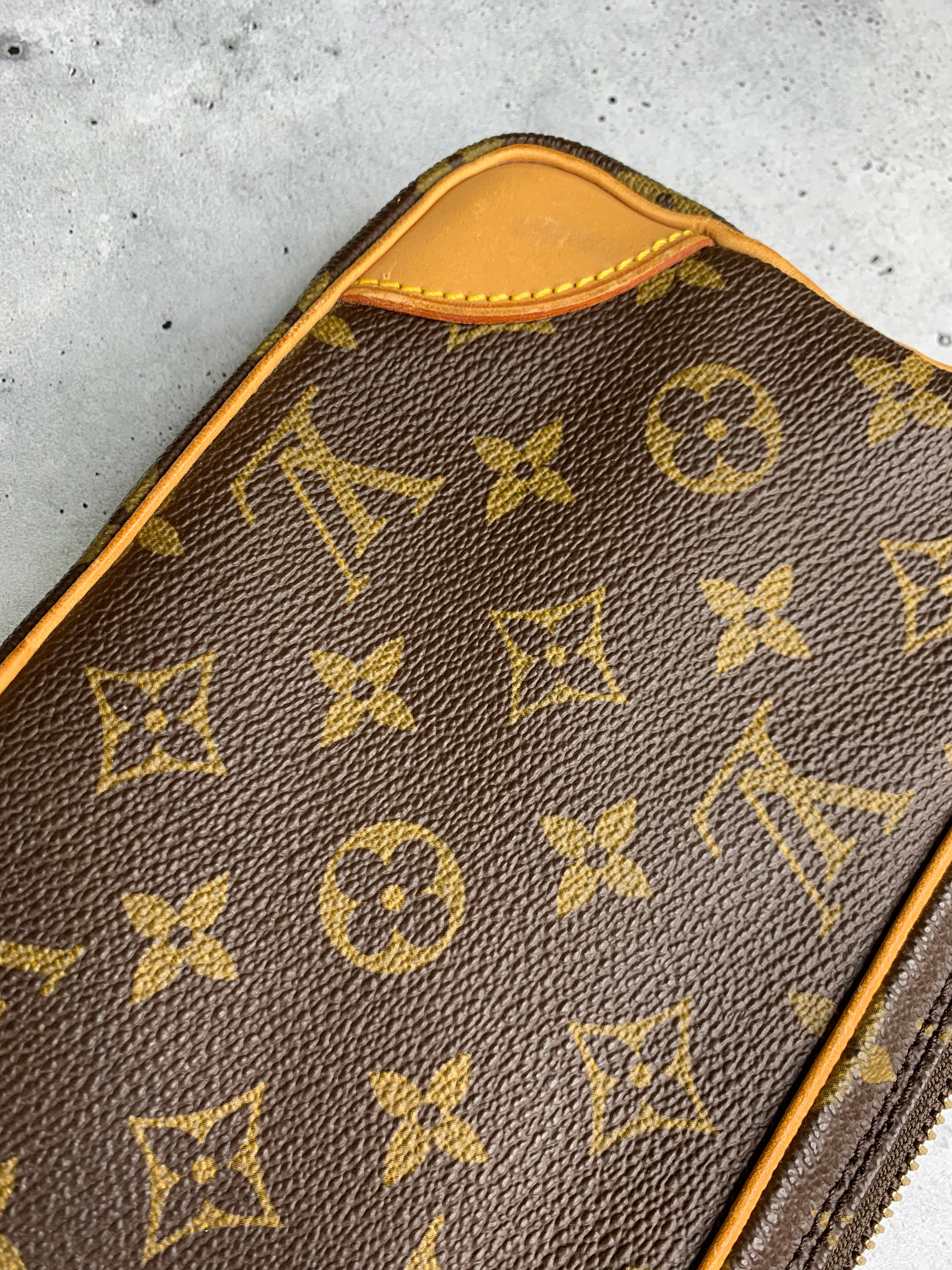 Louis Vuitton Marly Dragonne Clutch