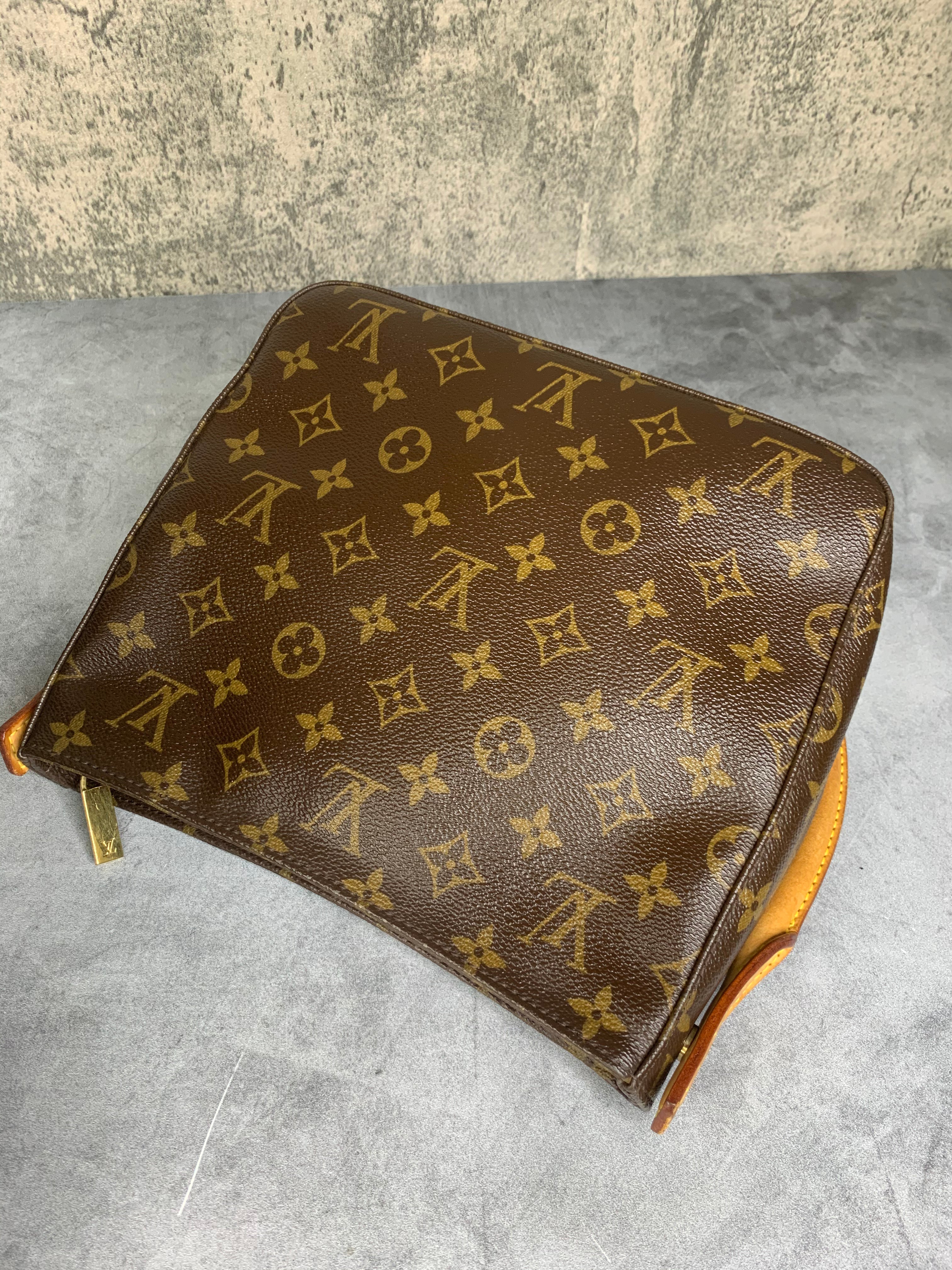 Louis Vuitton Looping MM