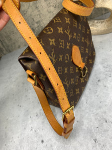 Louis Vuitton Saint Cloud GM