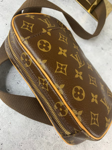 Louis Vuitton Pochette Gange