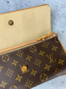 Louis Vuitton Twin Pochette GM