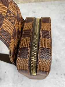 Louis Vuitton Geronimo Crossbody