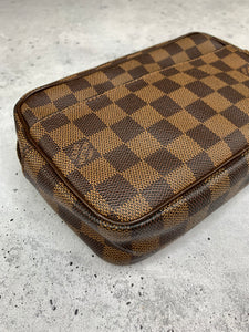 Louis Vuitton Clutch