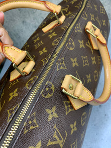 Louis Vuitton Speedy bag 35 With shoulder strap Brown Cloth ref.273466 -  Joli Closet