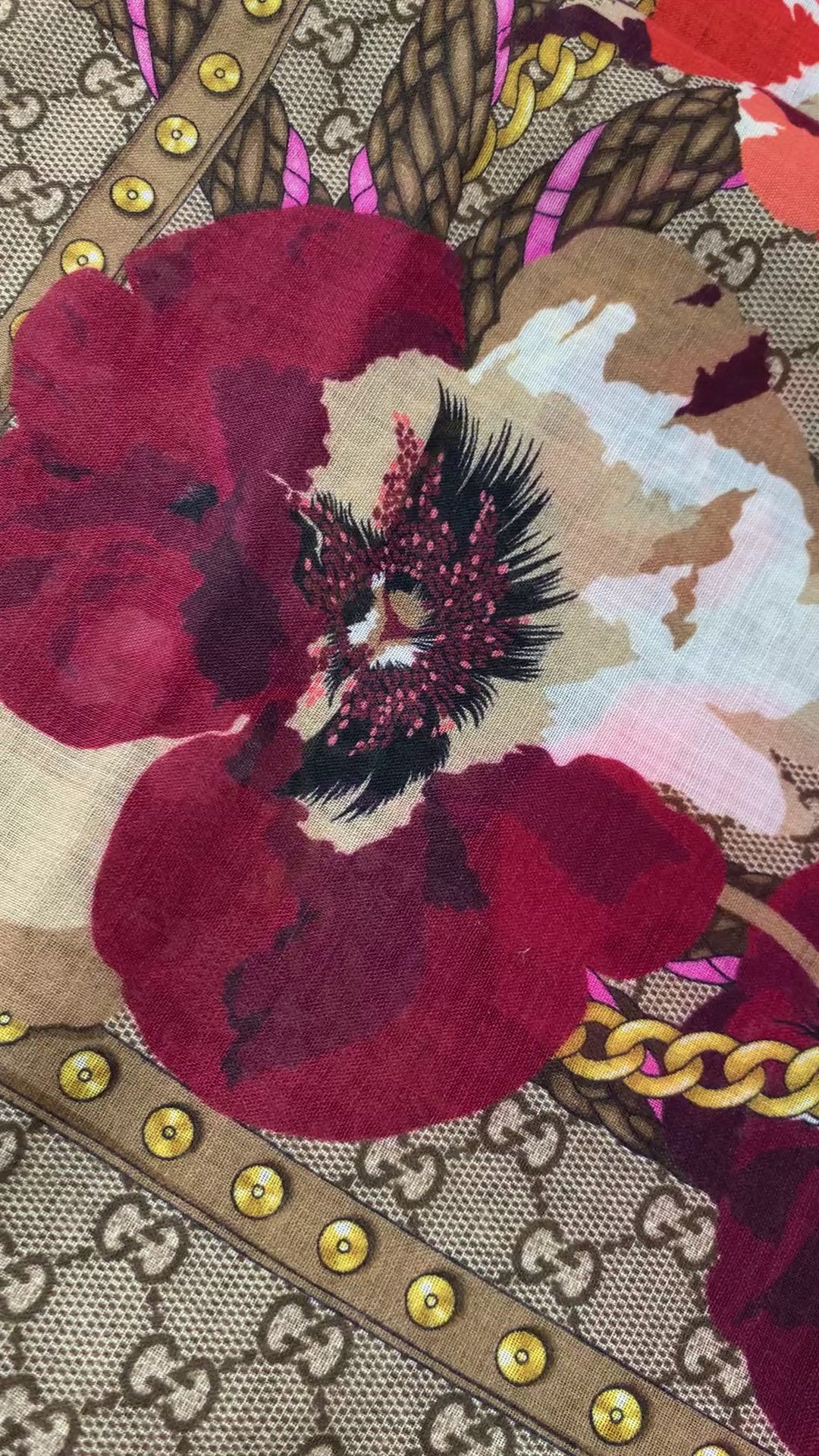 Gucci Blooms GG logo oversize scarf