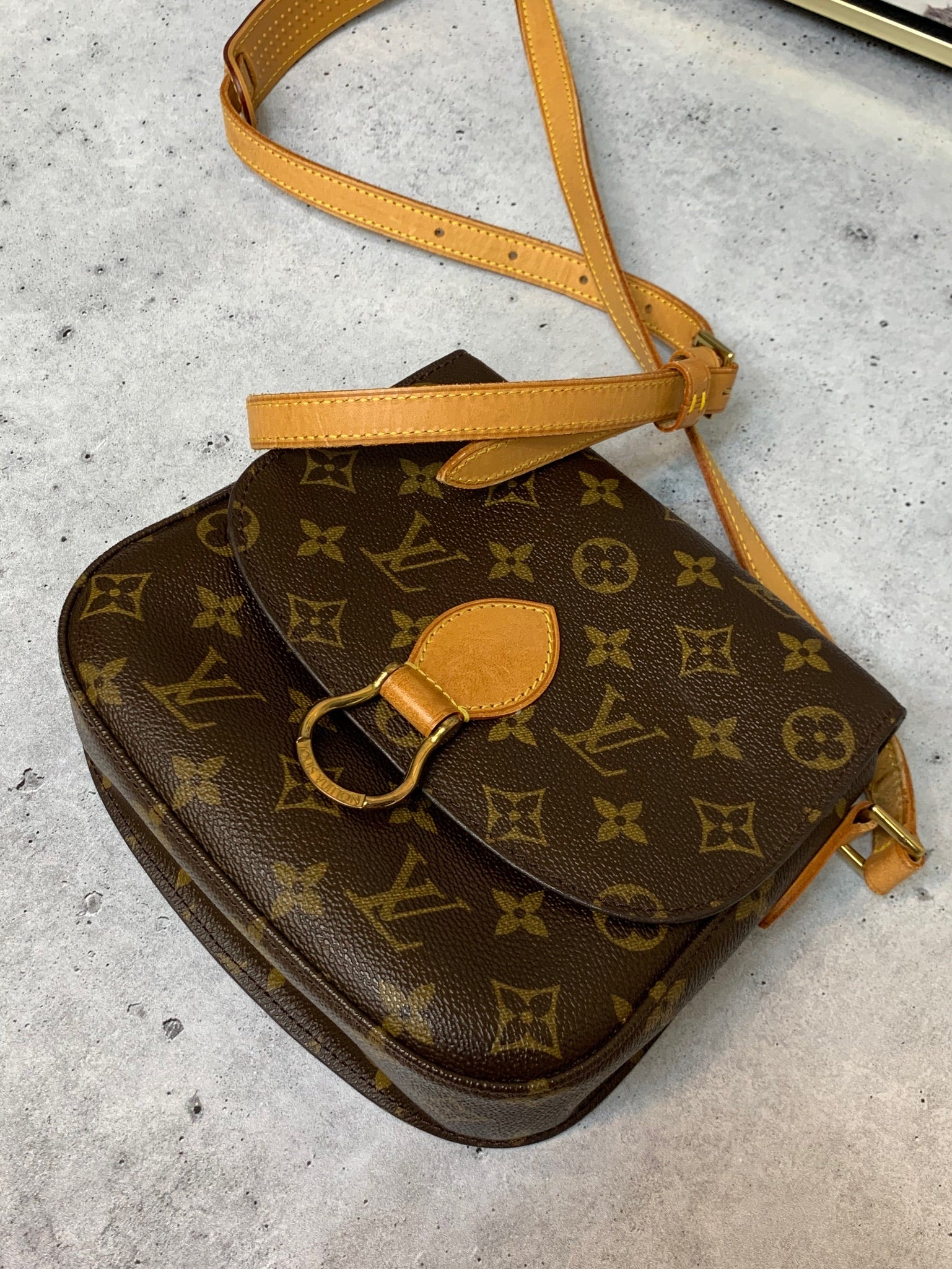 Louis Vuitton Saint Cloud MM