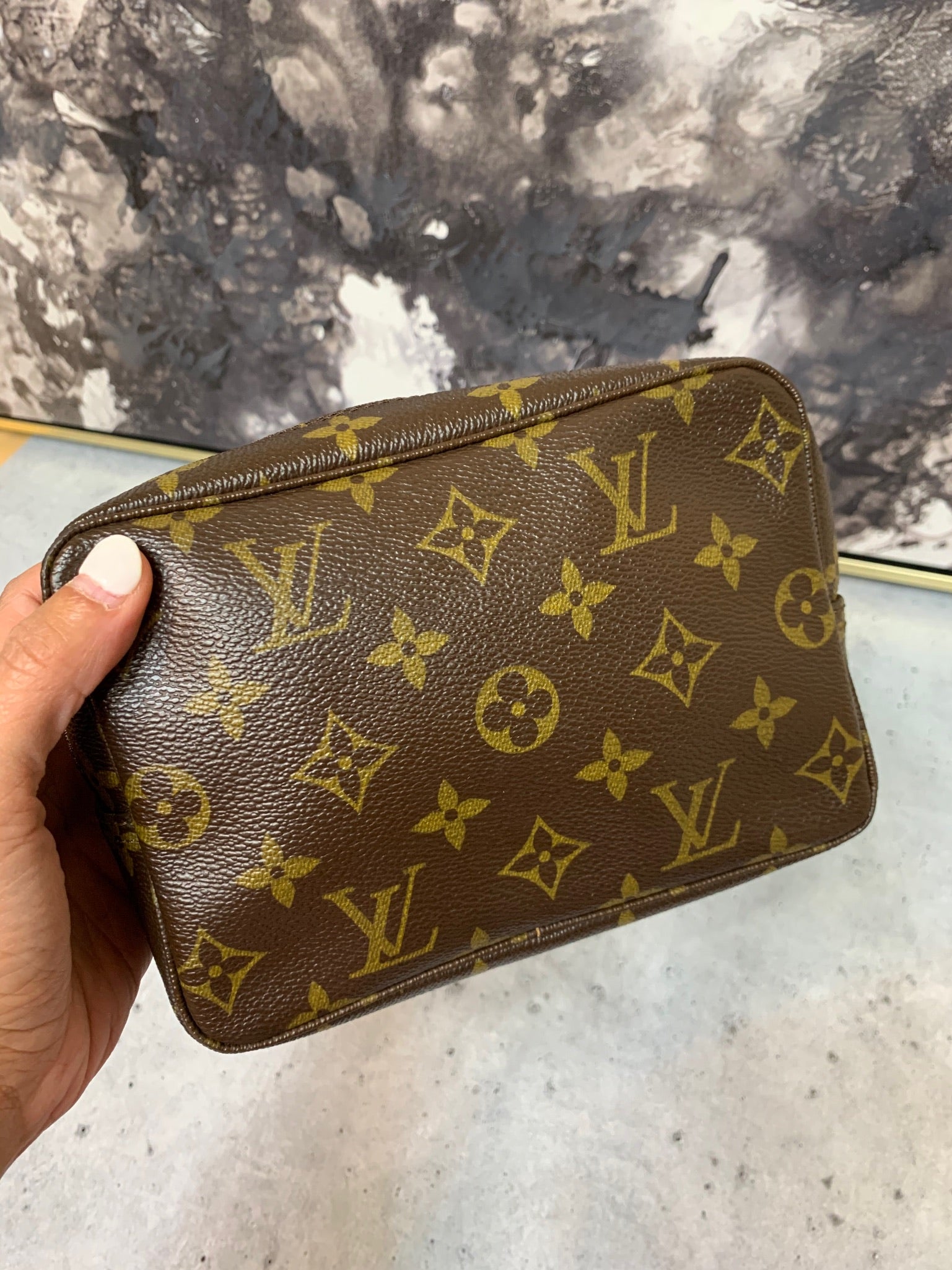 Louis Vuitton Trousse 18