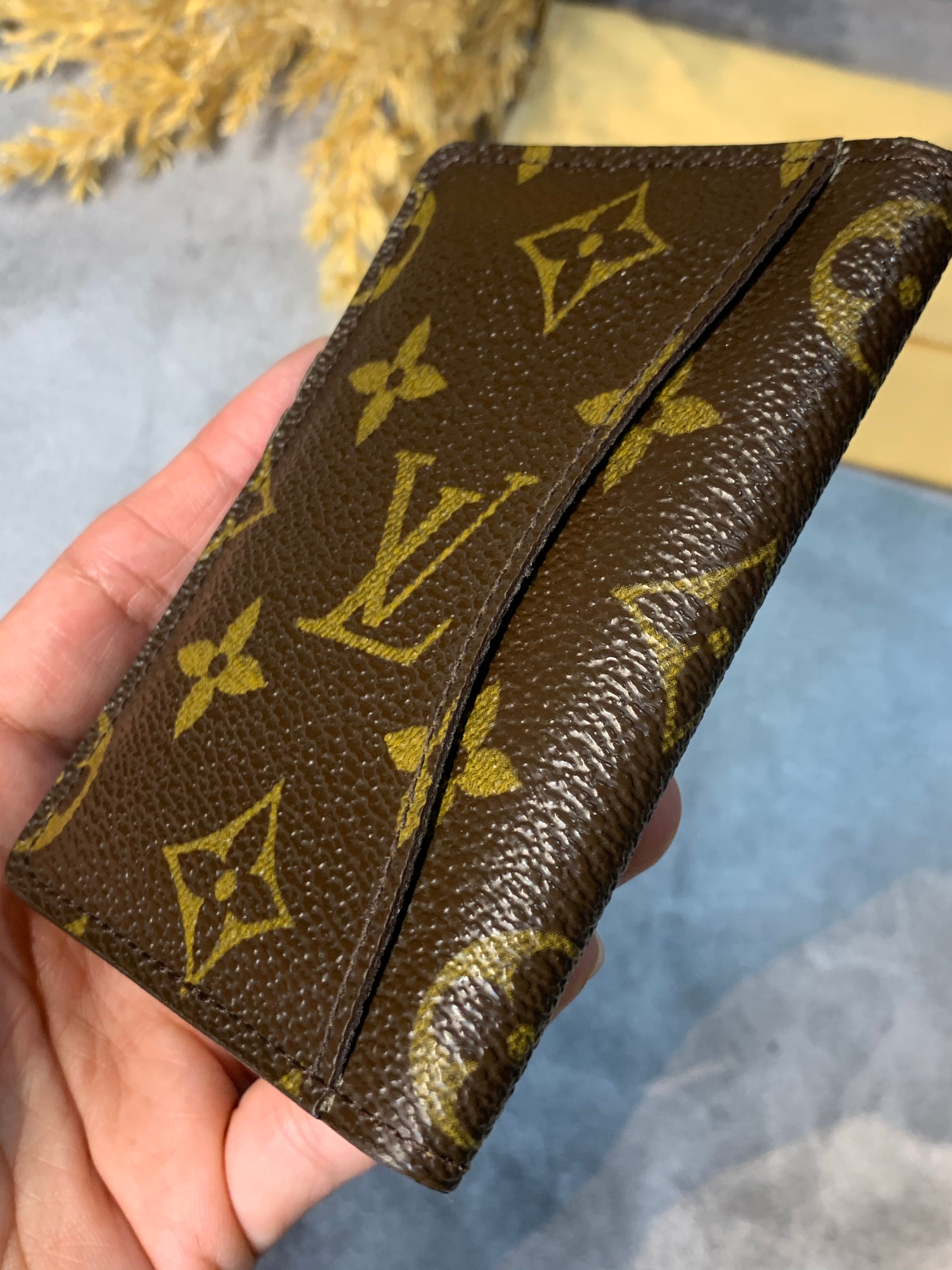 Louis Vuitton Pocket Organizer