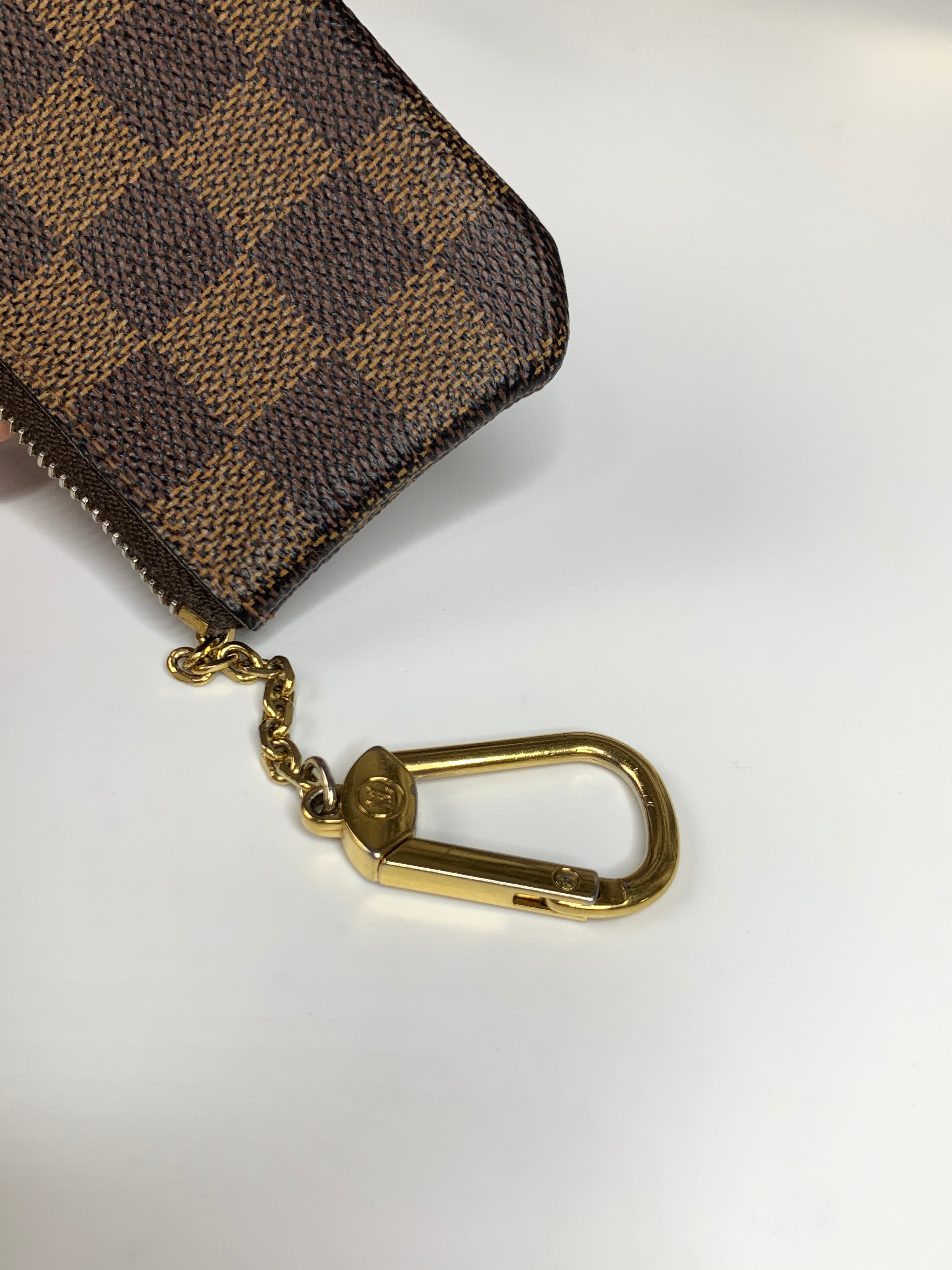 Louis Vuitton Key Cles Damier Ebene – yourvintagelvoe