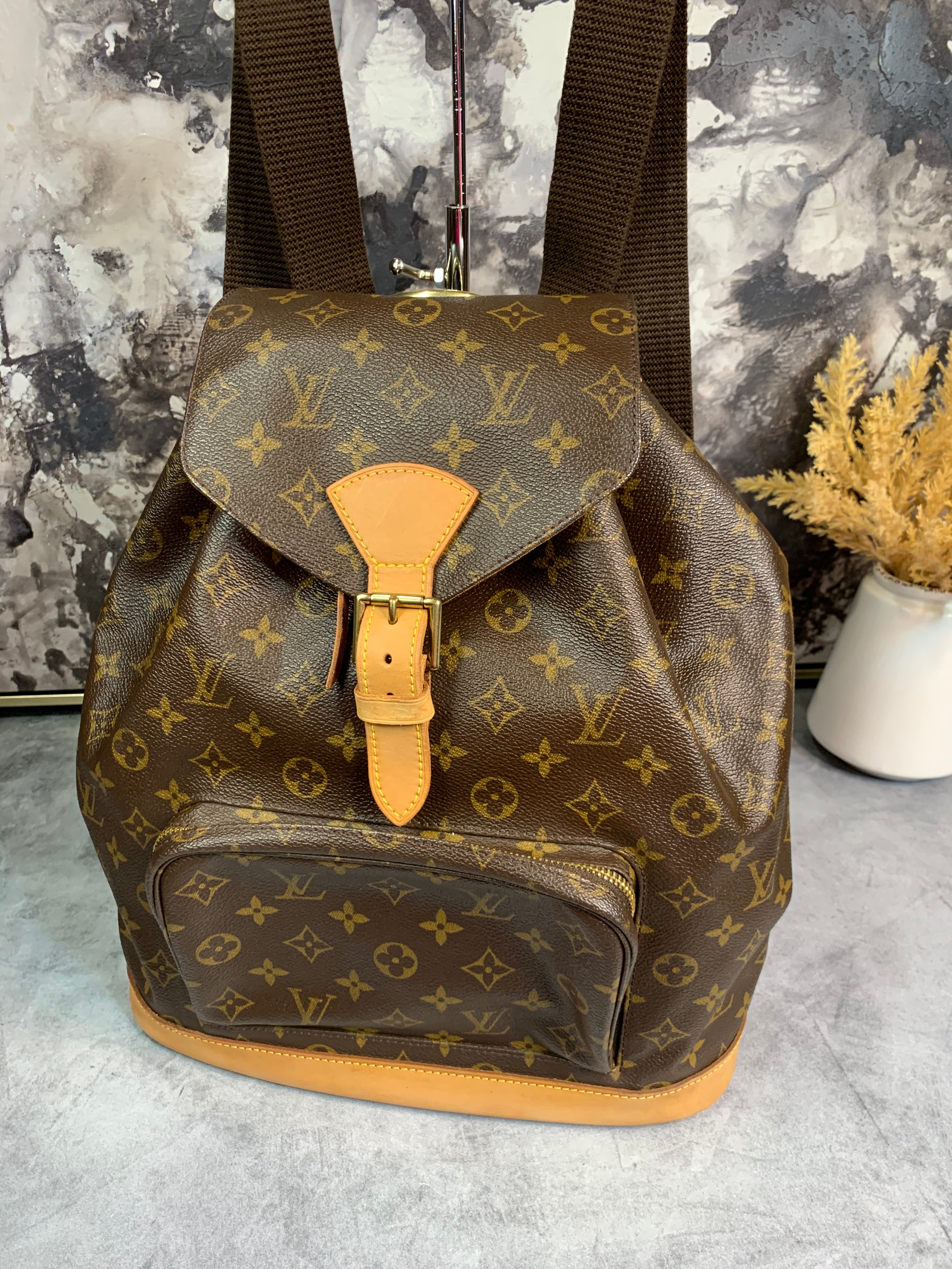 Louis Vuitton Montsouris GM