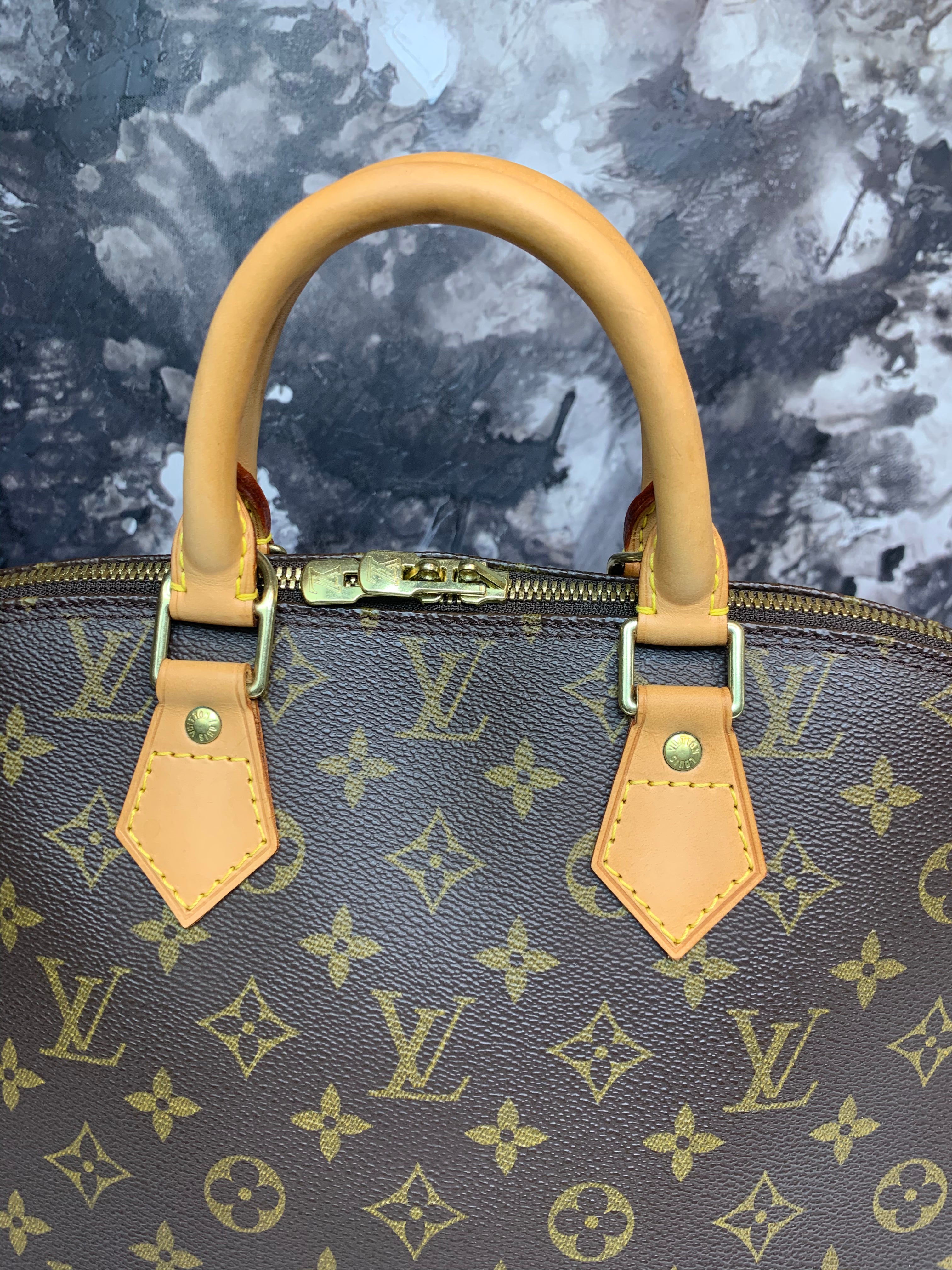 Louis Vuitton Alma PM