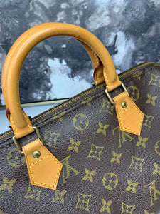 Louis Vuitton Speedy 30