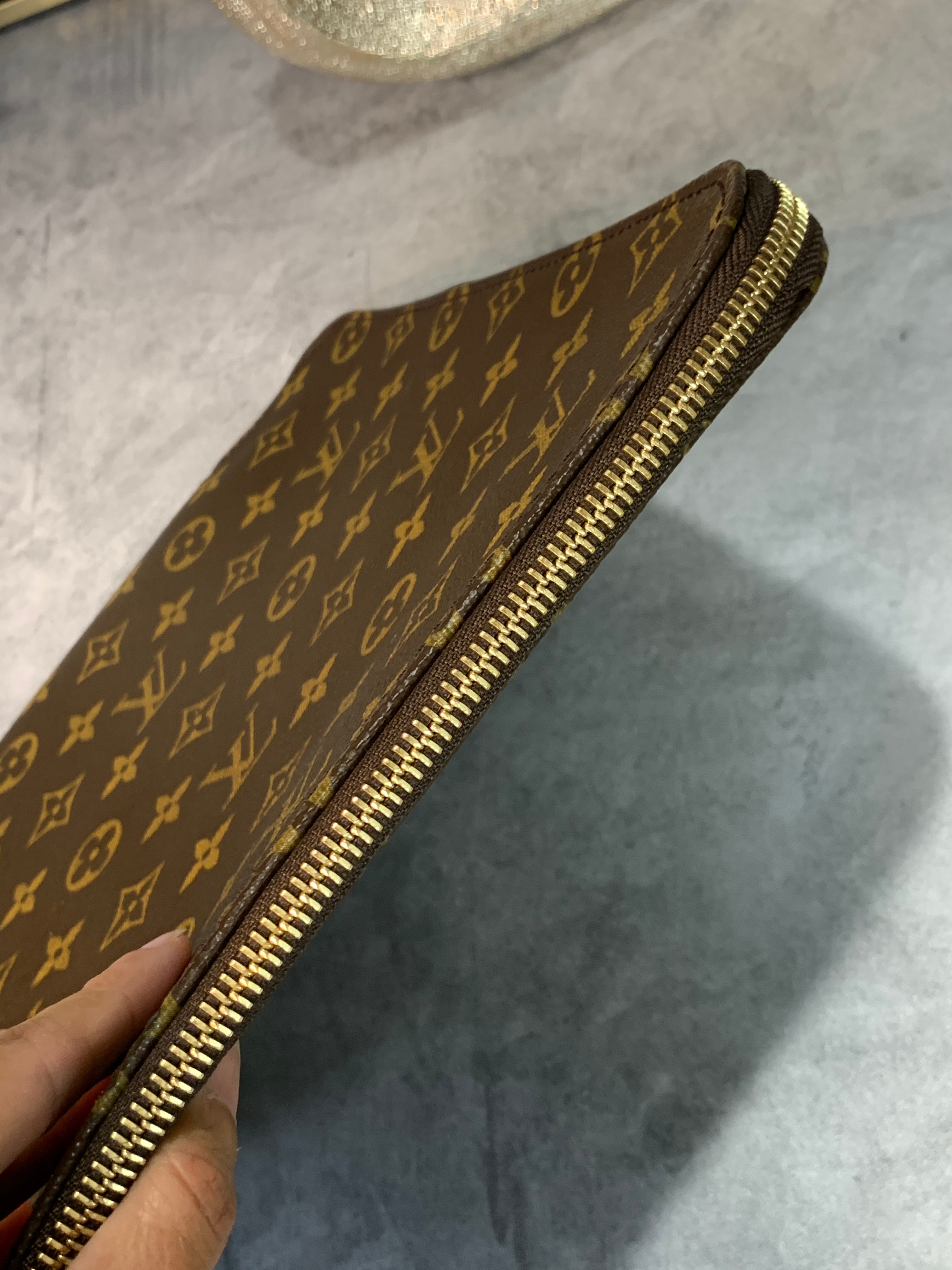 Louis Vuitton Envelope/Laptop Case