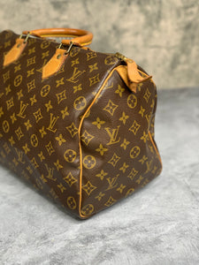 Louis Vuitton Speedy 35