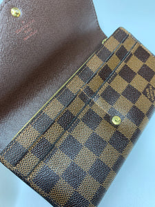 Louis Vuitton Sarah Wallet DE