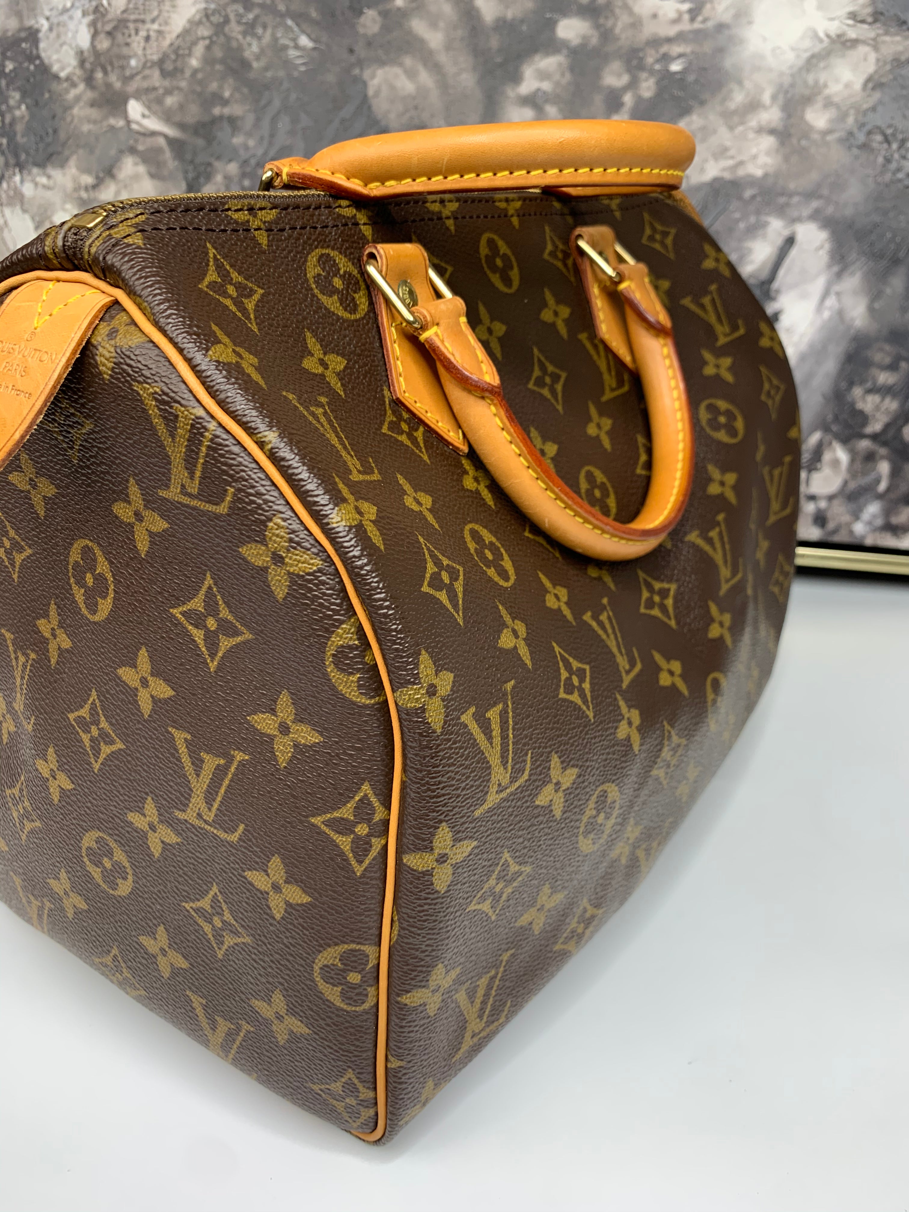 Louis Vuitton Speedy 30