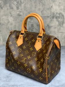 Louis Vuitton Speedy 25