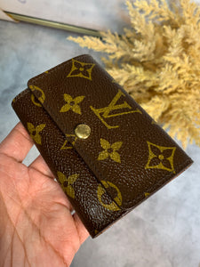 Louis Vuitton 6 Key Holder