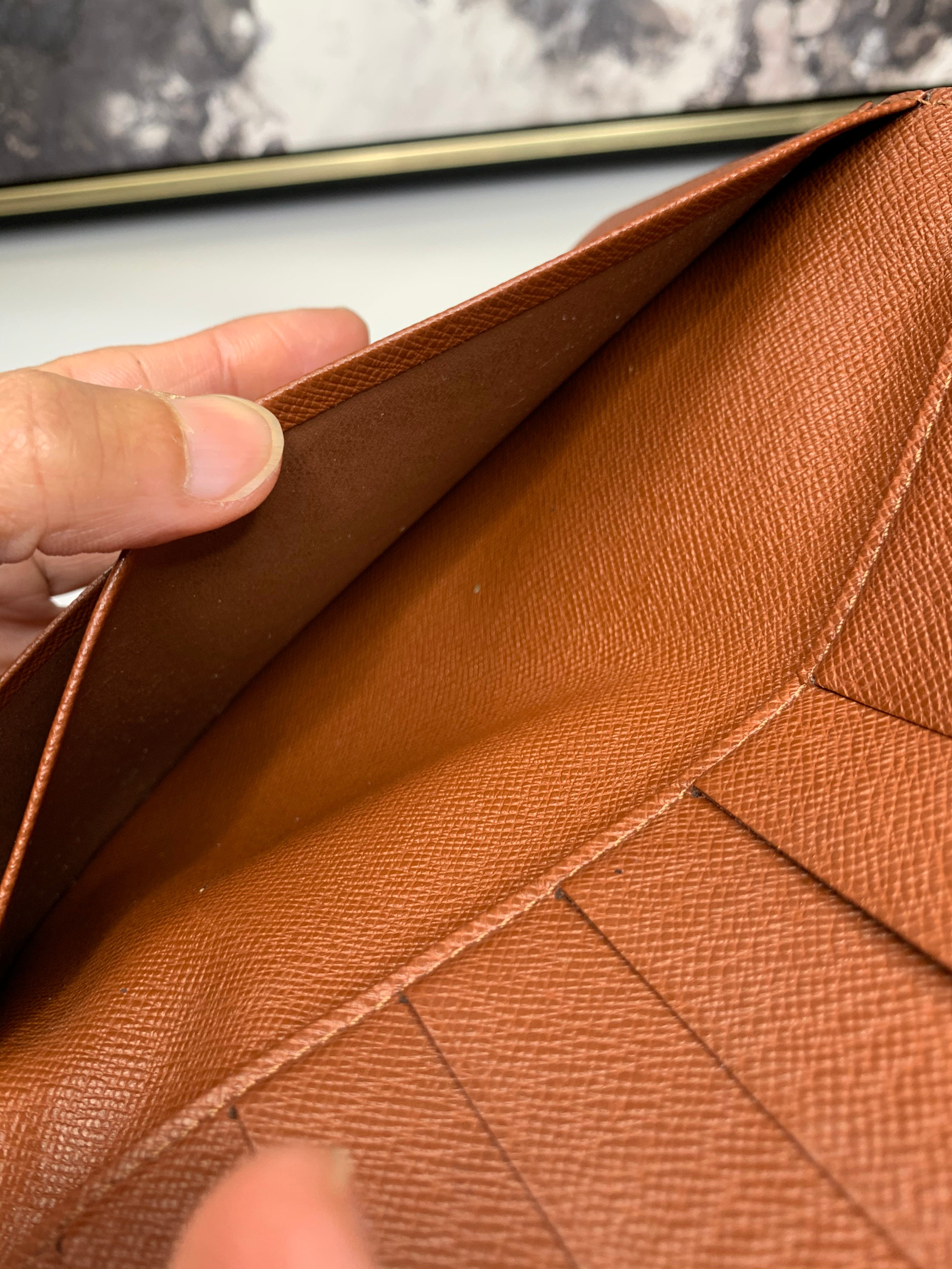 Louis Vuitton Monogram Bifold Card Wallet Checkbook Holder 94lvs427