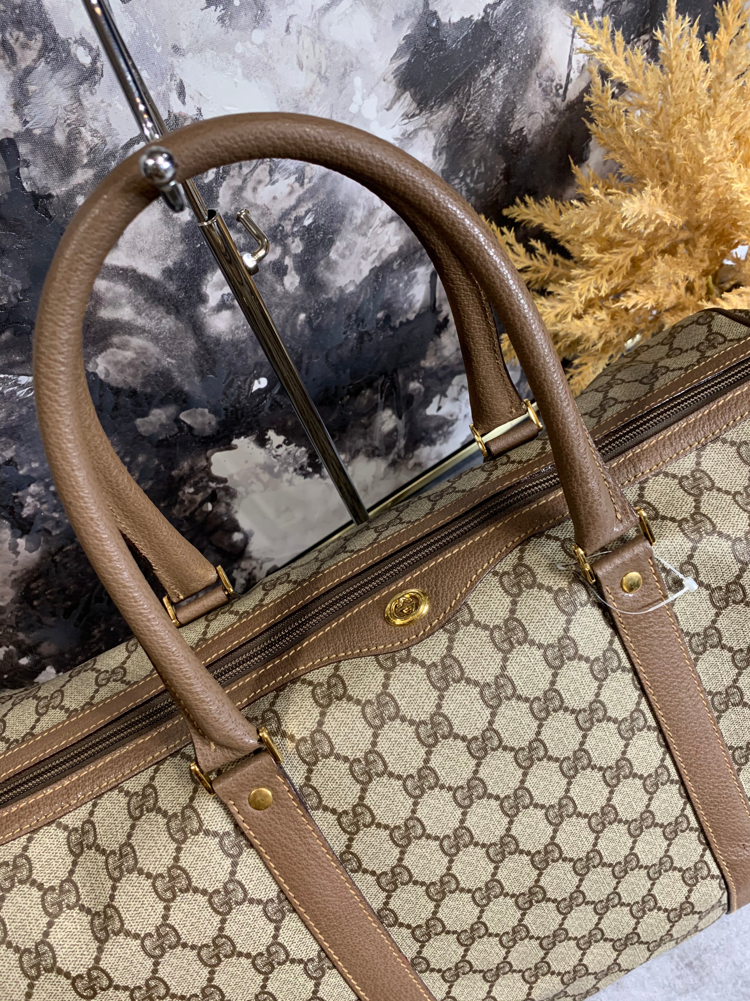 Gucci Traveling Bag With Strap