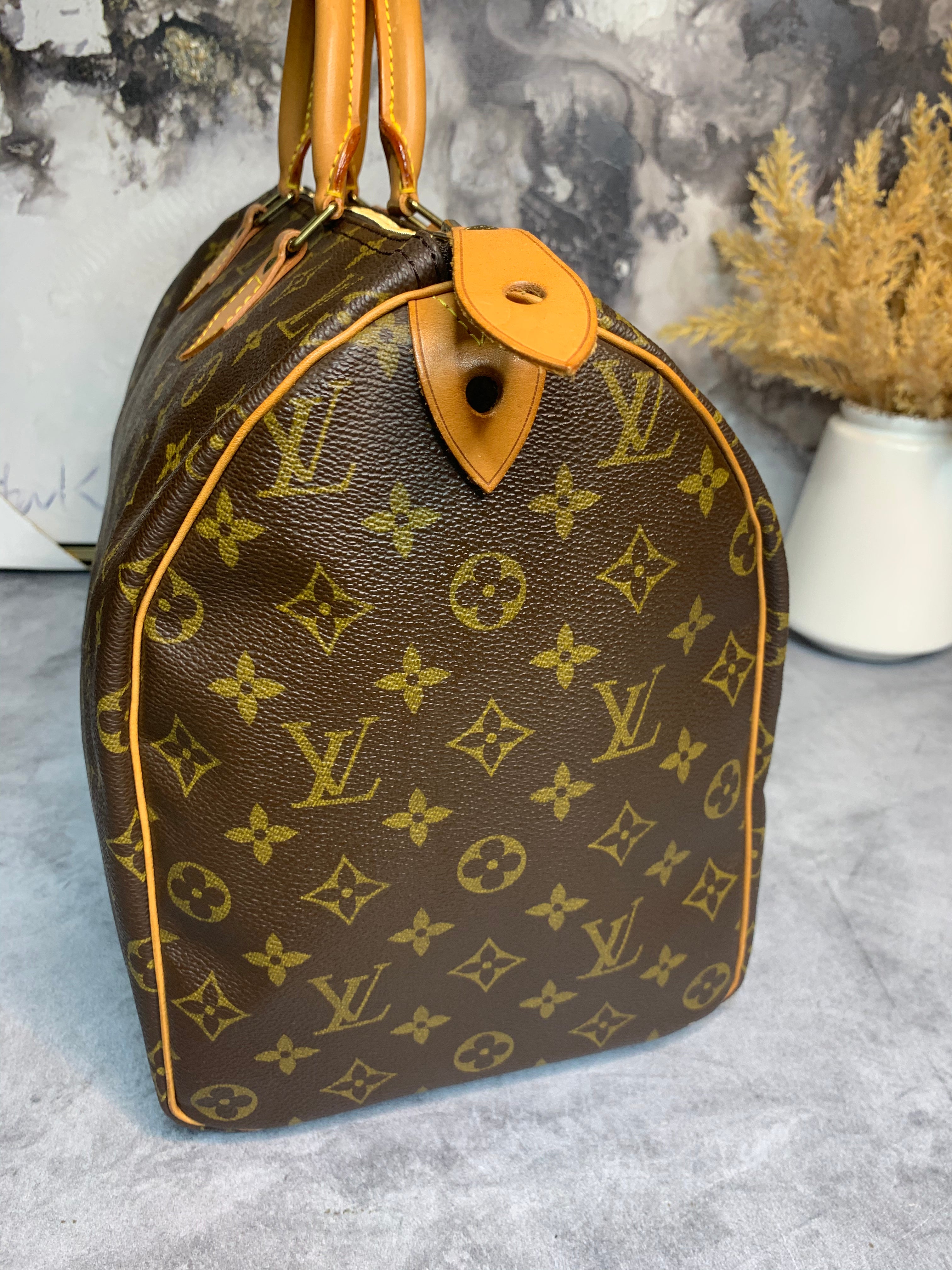 Louis Vuitton Speedy 40