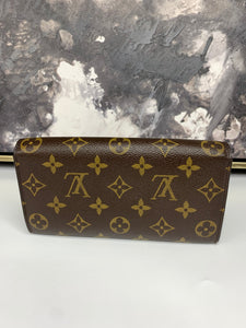 Louis Vuitton Sarah Wallet.