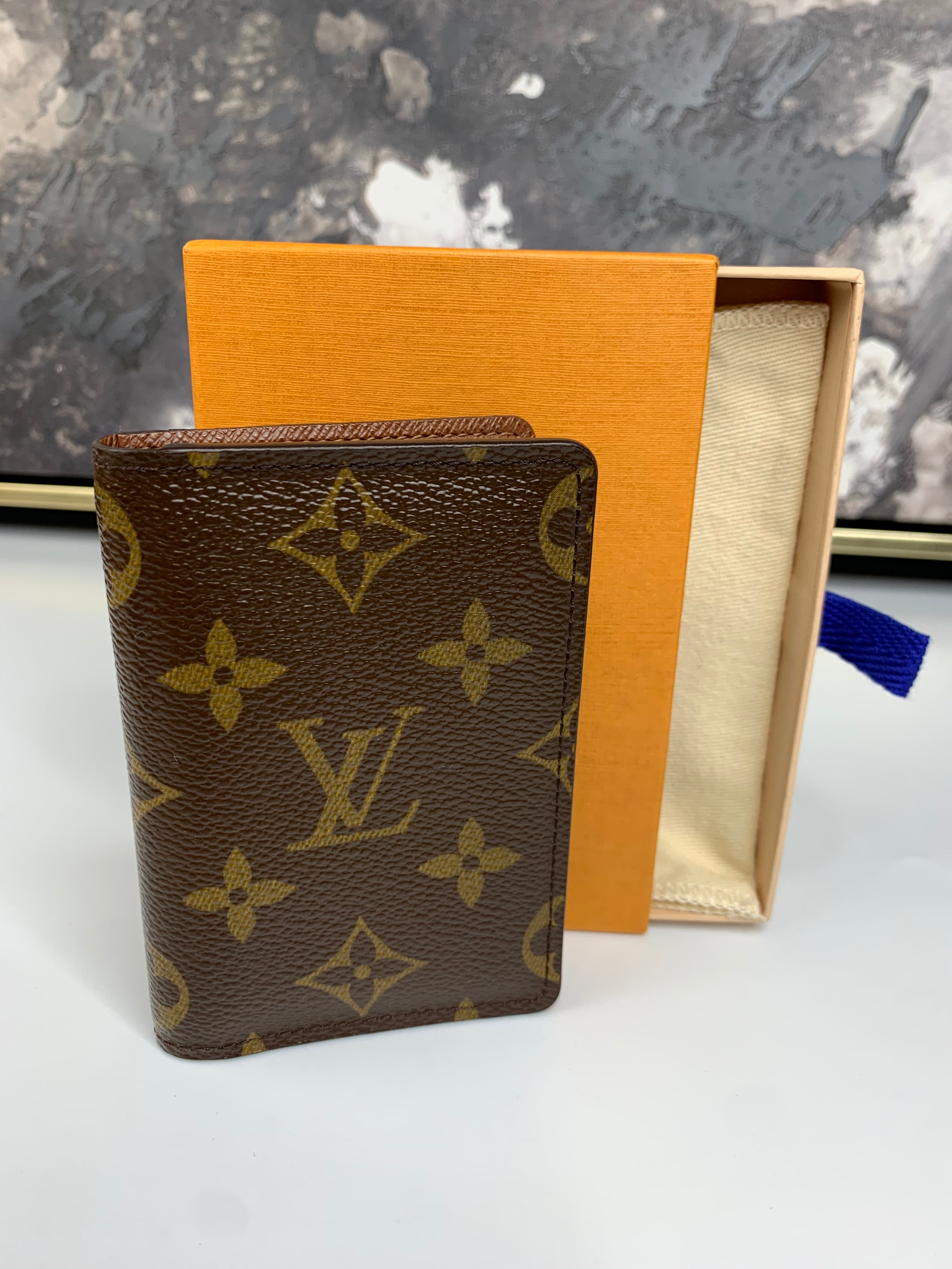 Louis Vuitton Card Holder