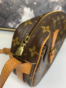 Louis Vuitton Jeune Fille MM