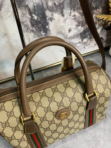 Gucci Boston with strap