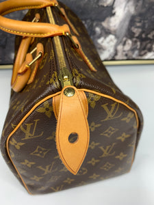 Louis Vuitton Speedy 30