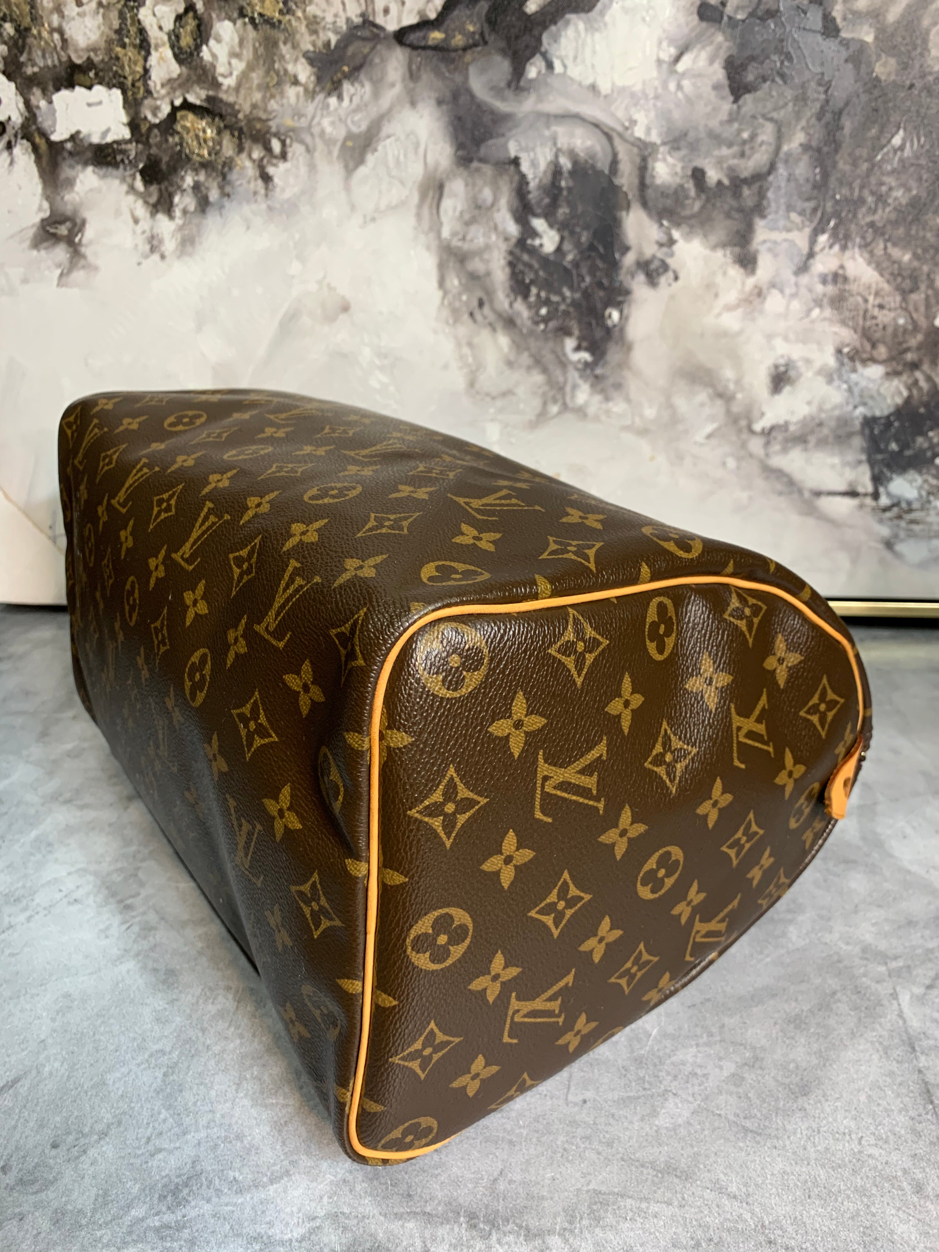 Louis Vuitton Speedy 35