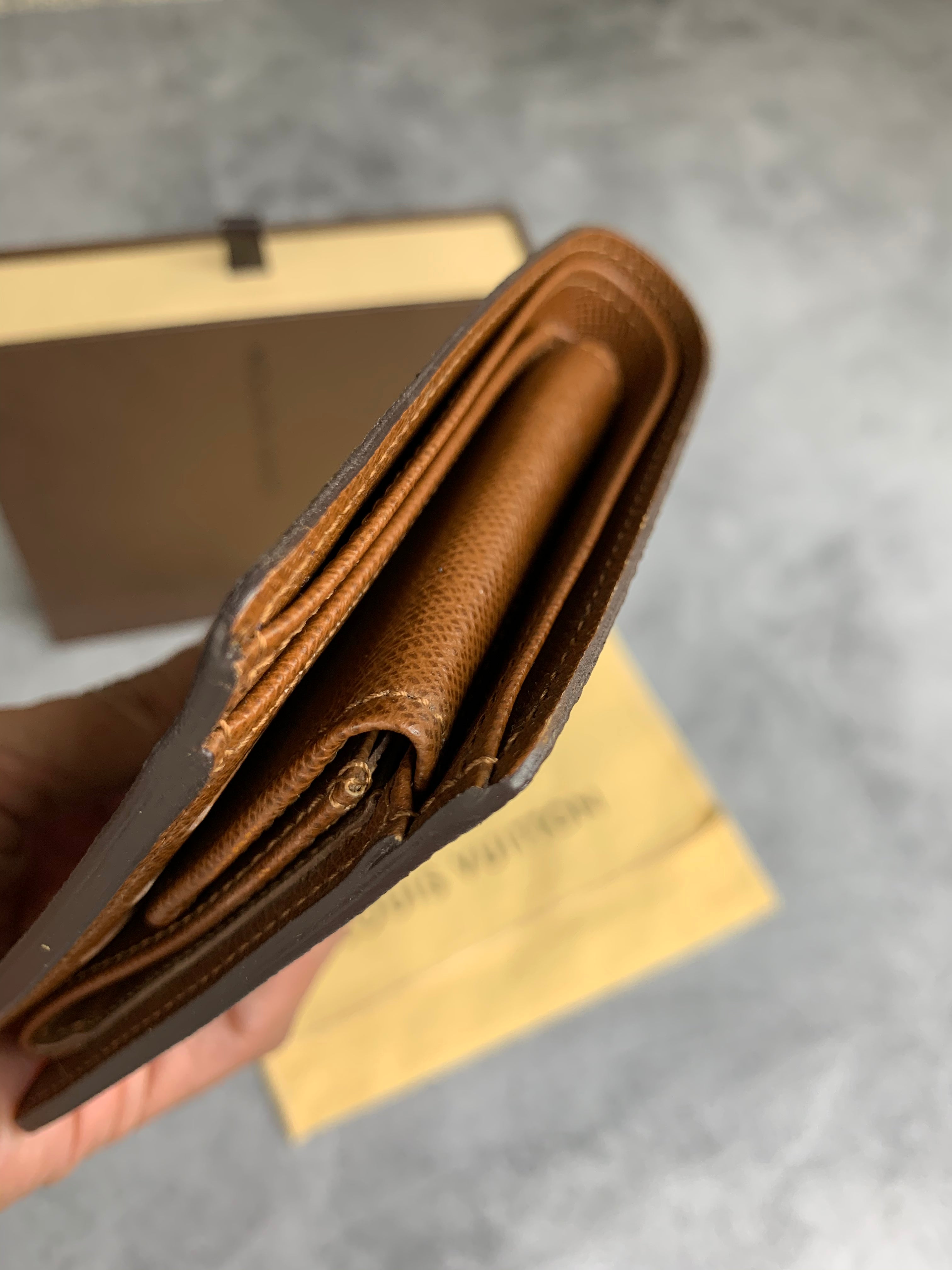 How to Tell if a Louis Vuitton Men's Wallet Is Real