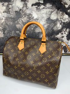 Louis Vuitton Speedy 30