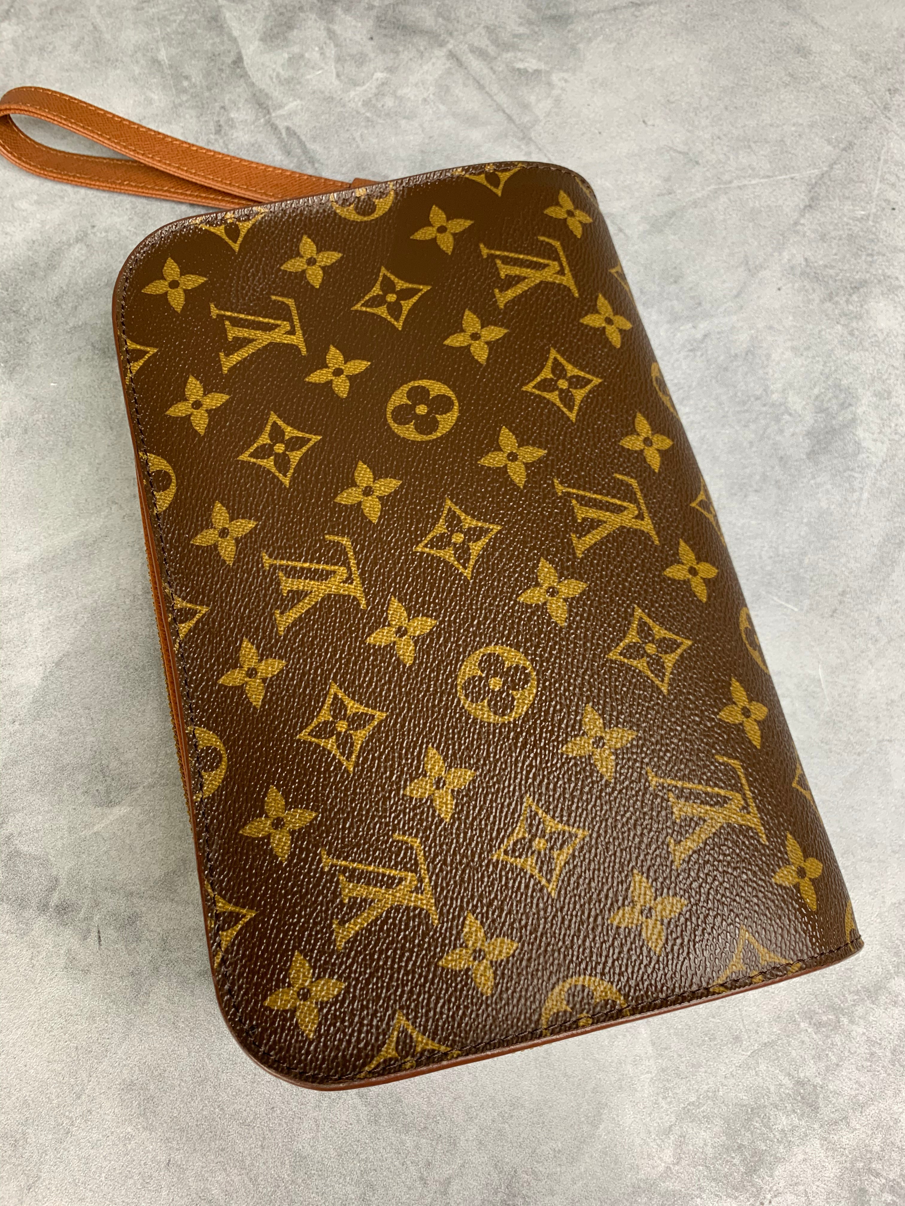 Louis Vuitton Orsay Clutch