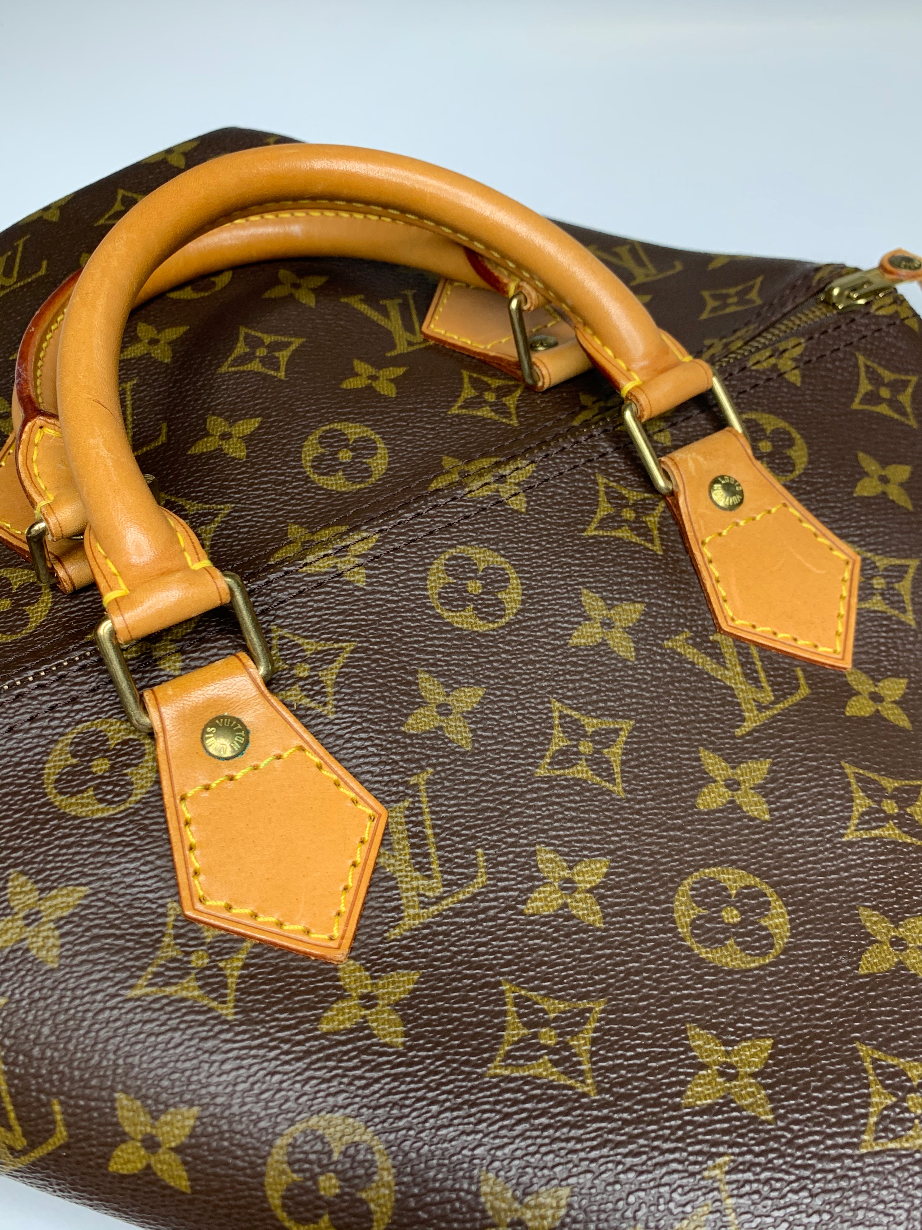 Louis Vuitton Speedy 30