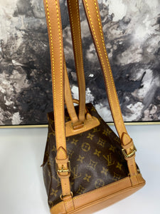 Louis Vuitton Montsouris PM