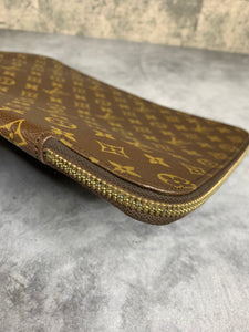 Louis  Vuitton Laptop Sleeve - GM